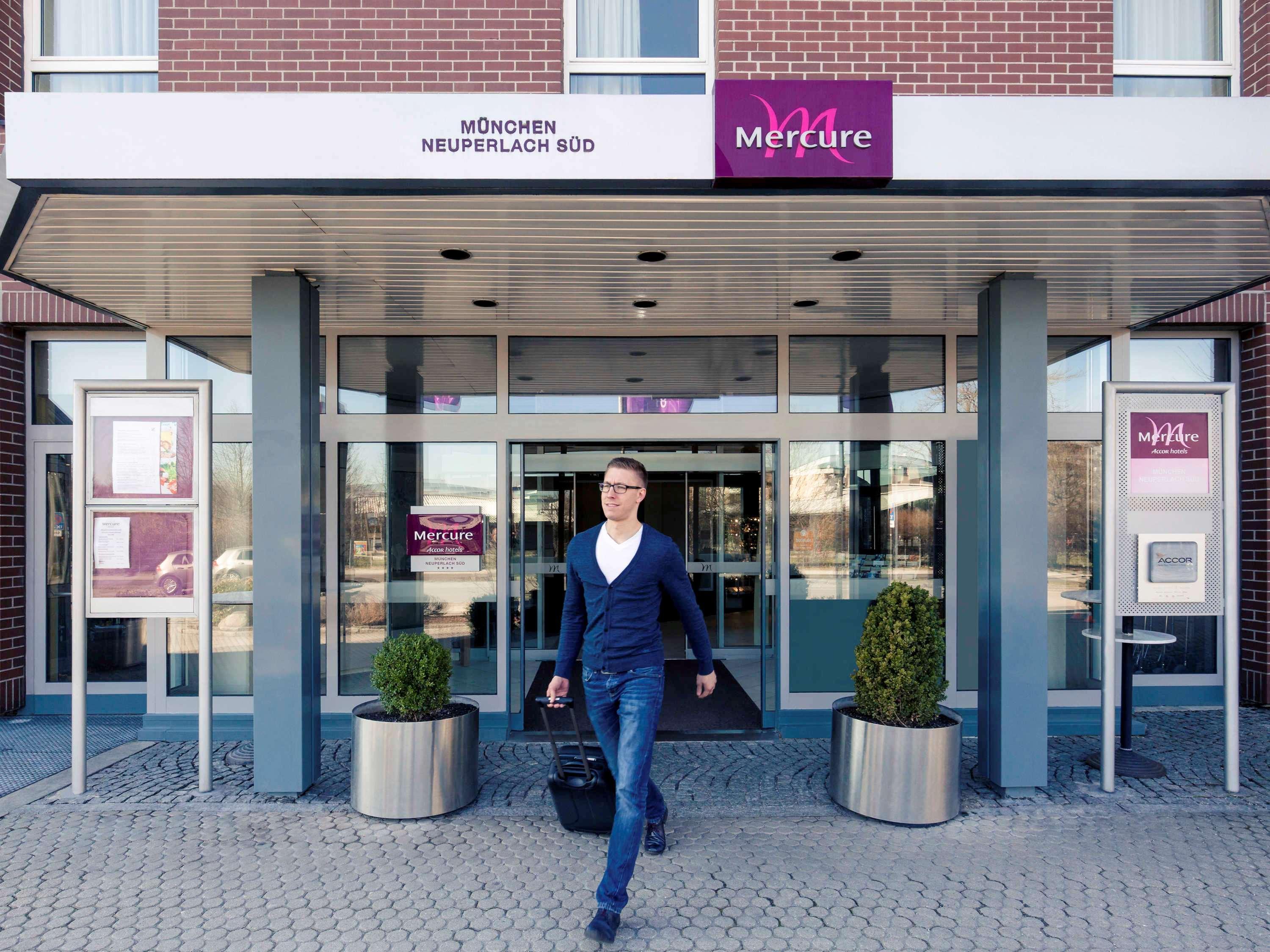 Vista Exterior Mercure Hotel Muenchen Neuperlach Sued