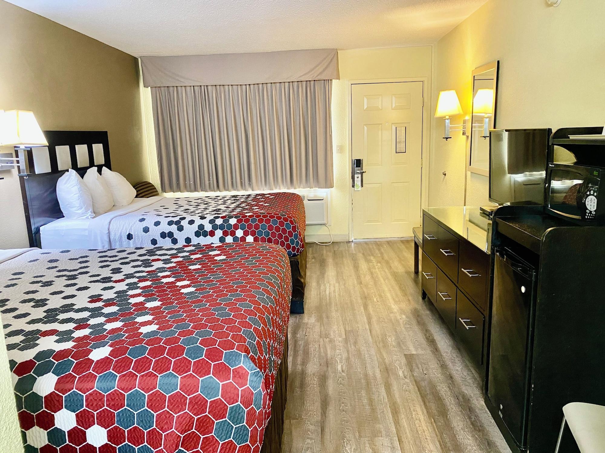 Habitación Super 8 by Wyndham Albuquerque Downtown