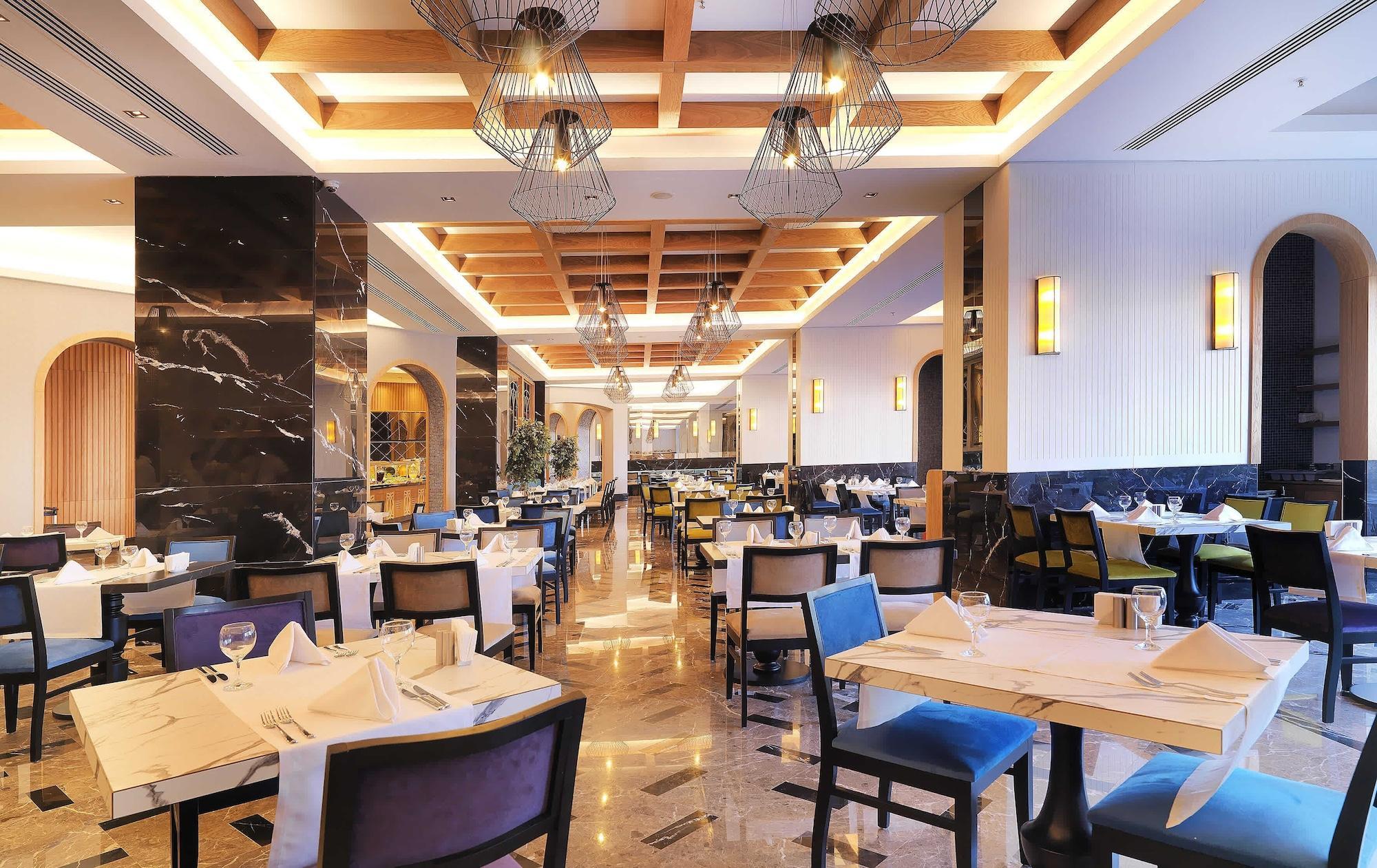 Restaurant Fun & Sun Active Imperial Turkiz Hotel