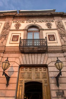 Los Juaninos