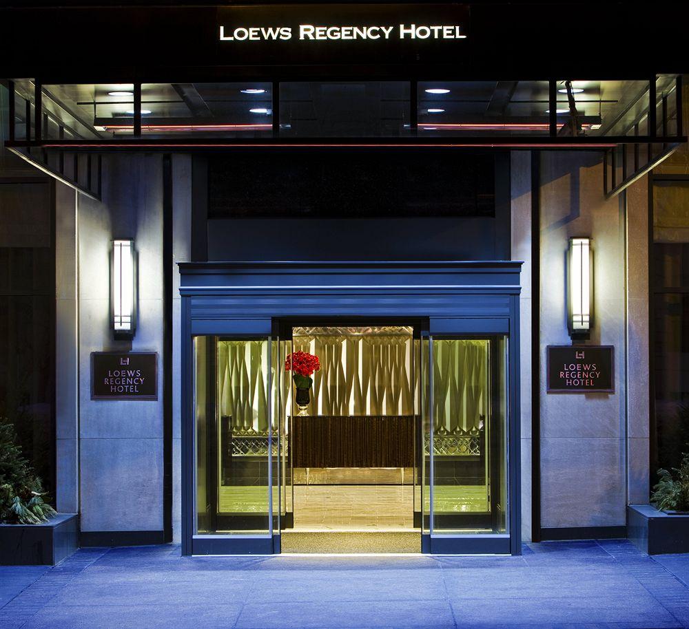 Vista Exterior Loews Regency New York Hotel