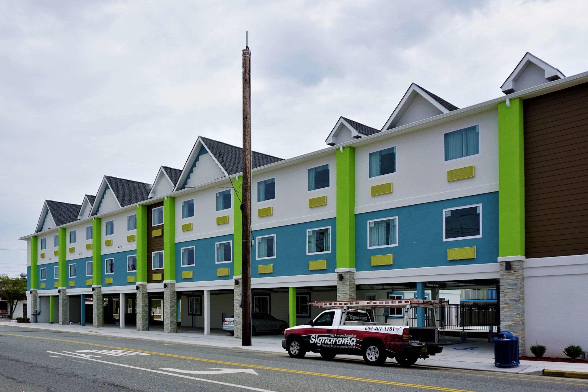 Vista Exterior The Waves Hotel, Ascend Hotel Collection
