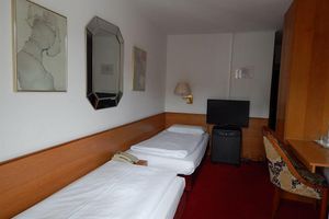Alojamiento - Montree Hotel