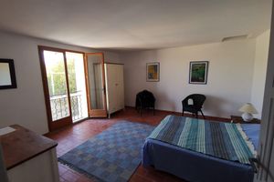 Alquiler Vacacional - 300m2 farmhouse with lagoon pool, summer kitchen and garden