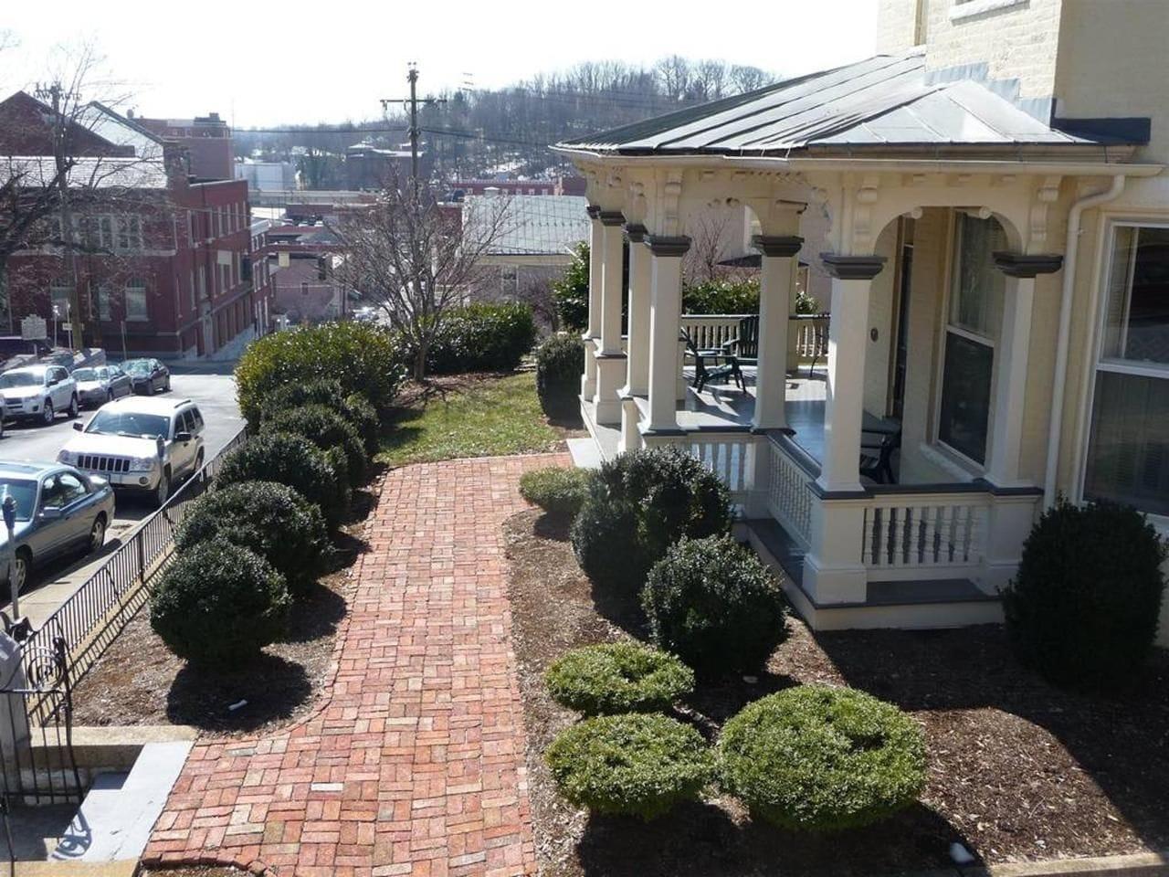 Vista Exterior Frederick House