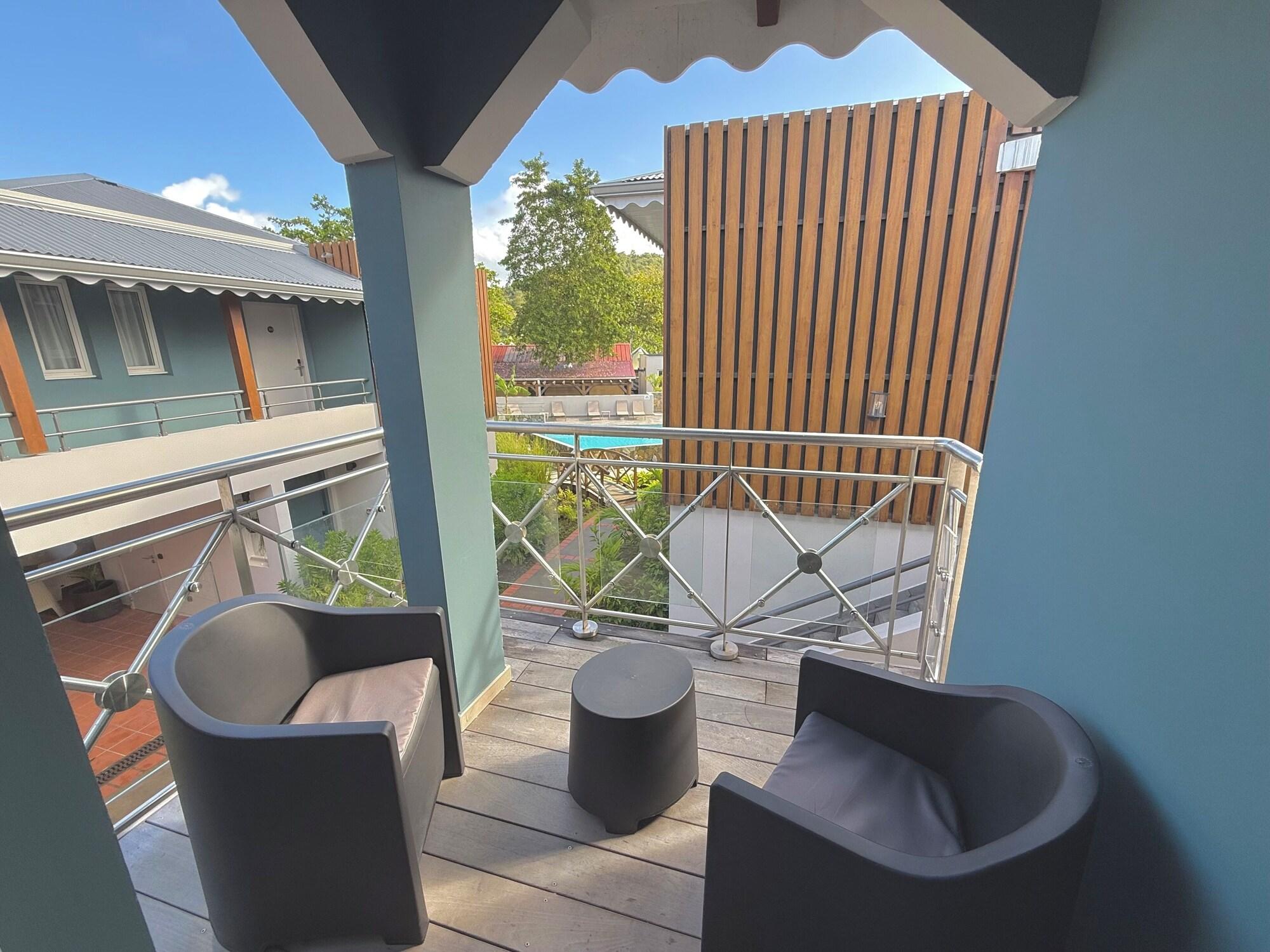 Varios Hôtel Le Courbaril