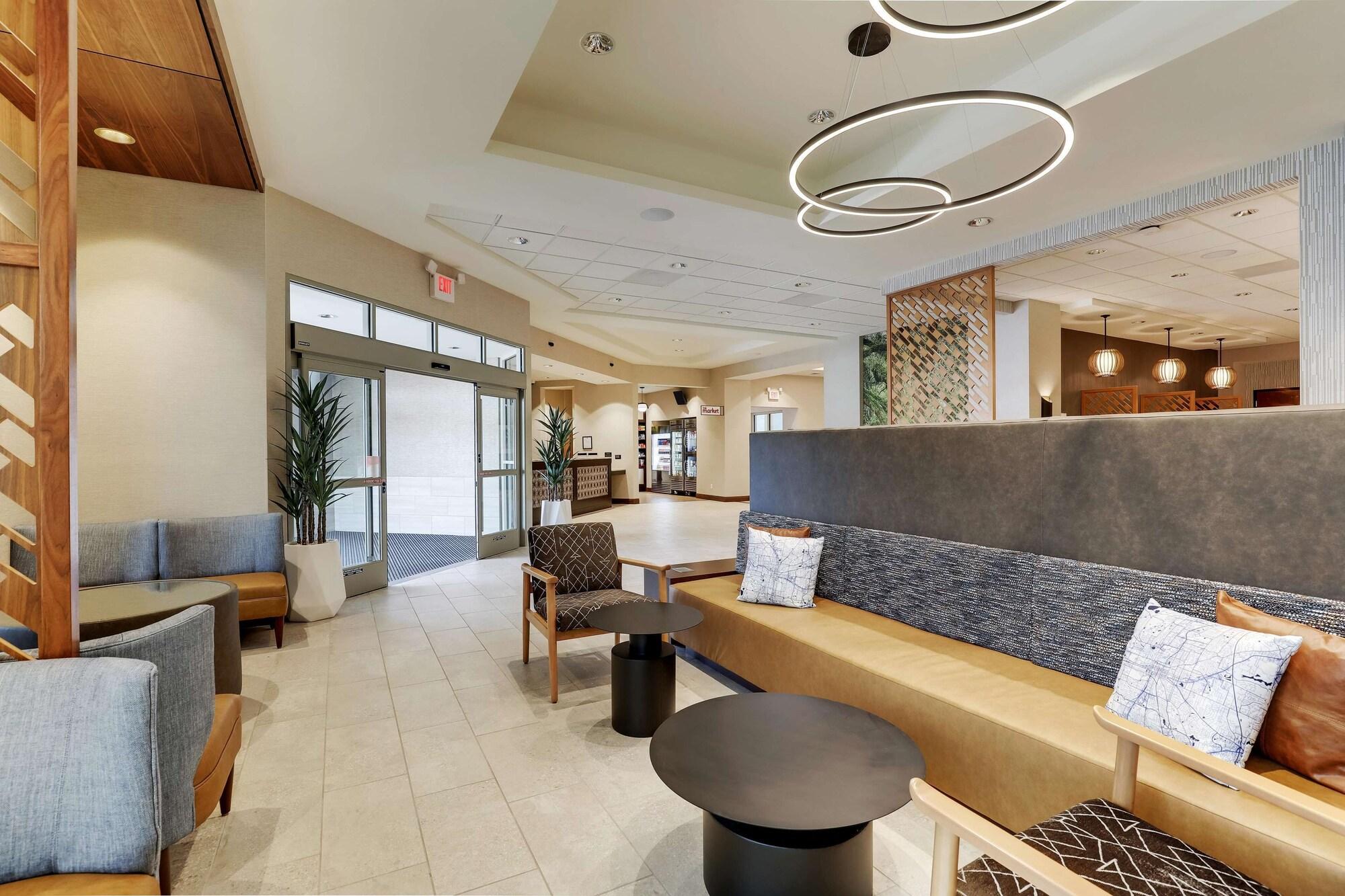 Vista Lobby Drury Plaza Hotel Tallahassee