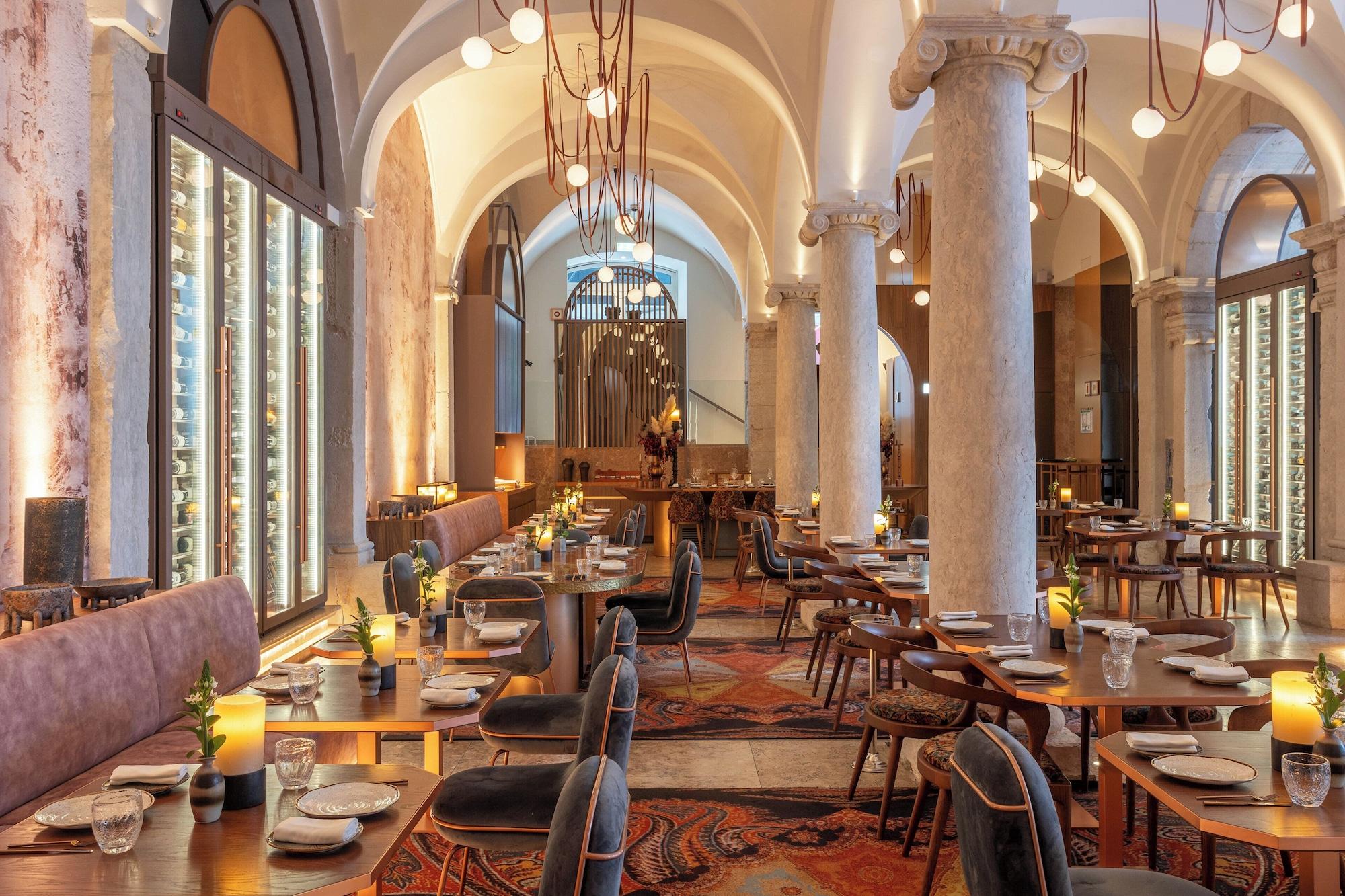 Restaurant Convent Square Lisbon, Vignette Collection by IHG