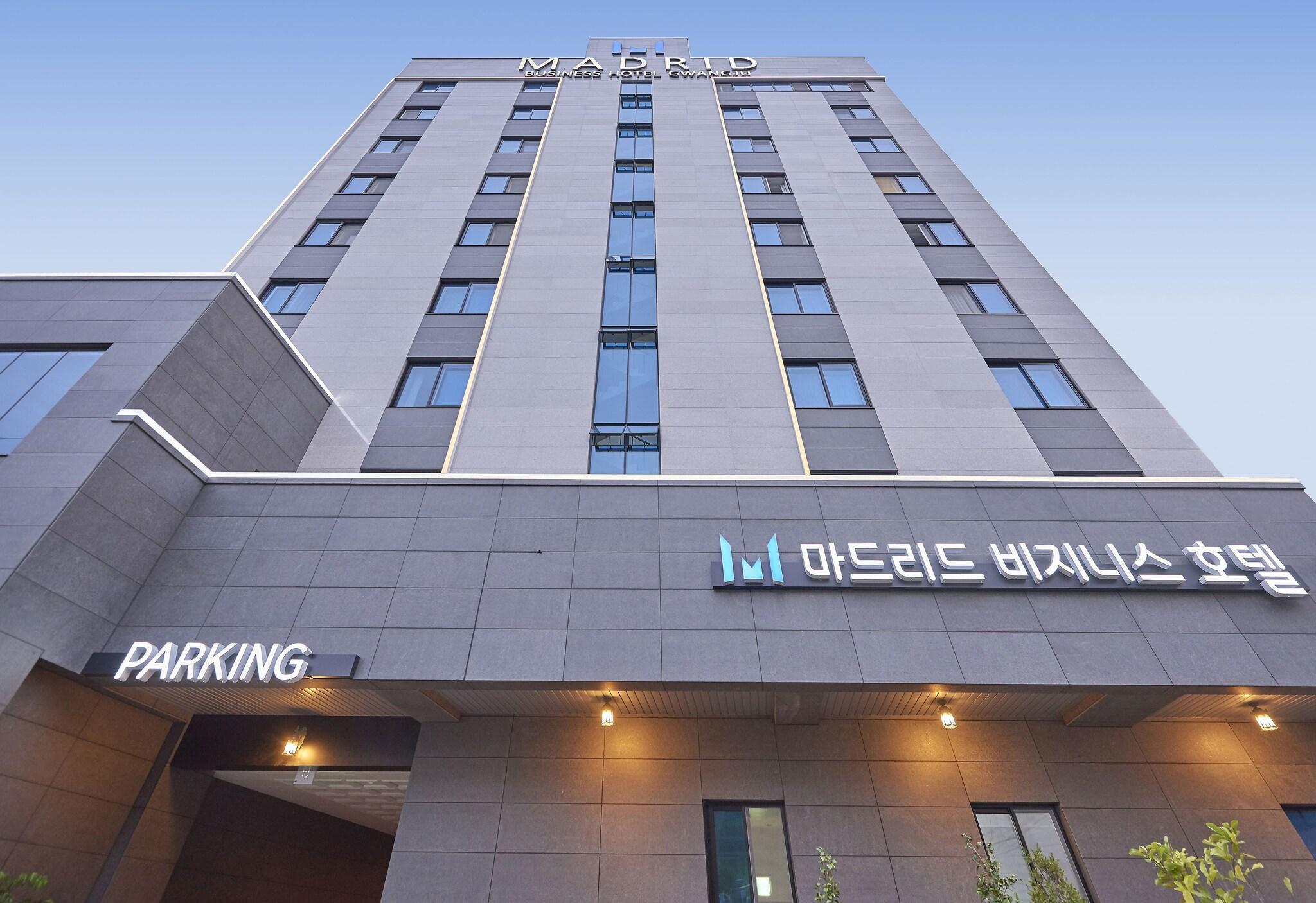 Vista Exterior Madrid Hotel Gwangju
