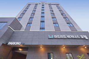 Alojamiento - Madrid Hotel Gwangju
