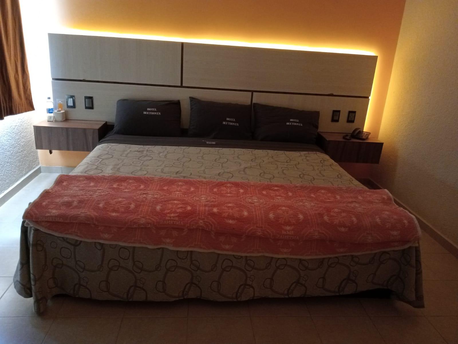 Camas HOTEL BEETHOVEN