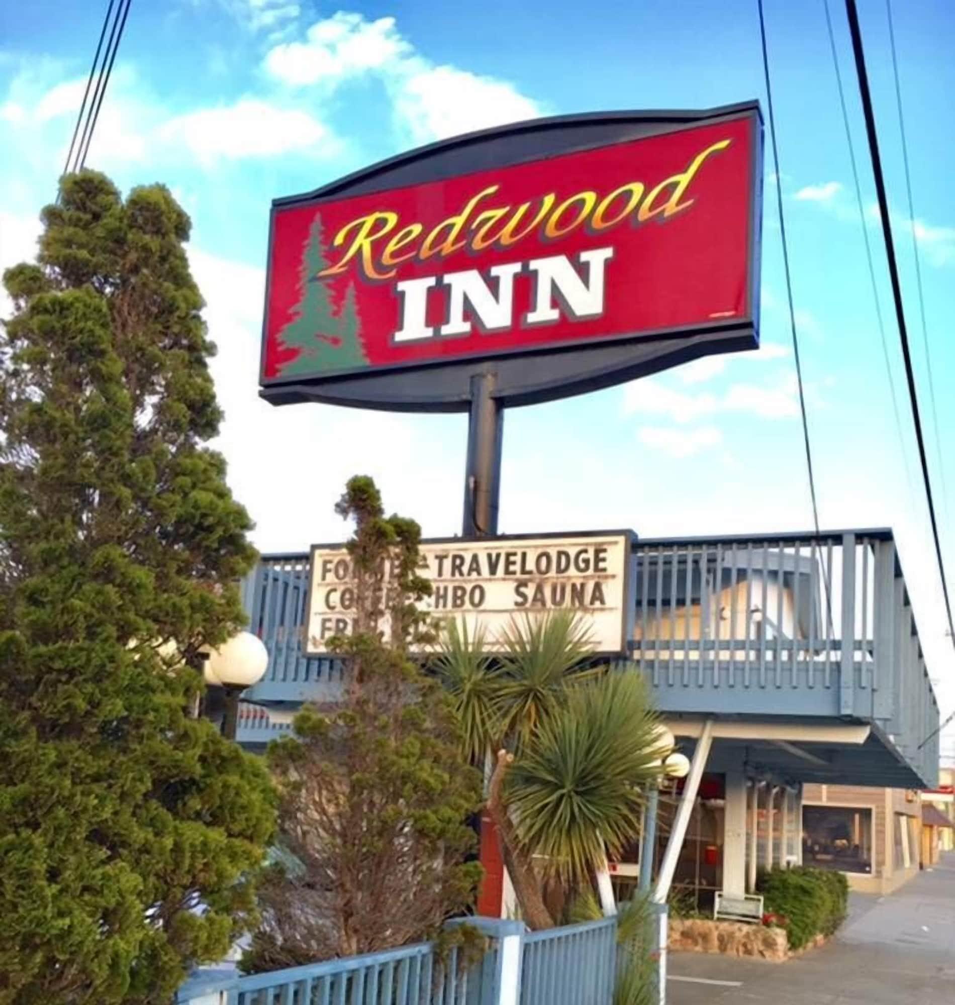 Vista Exterior Redwood Inn