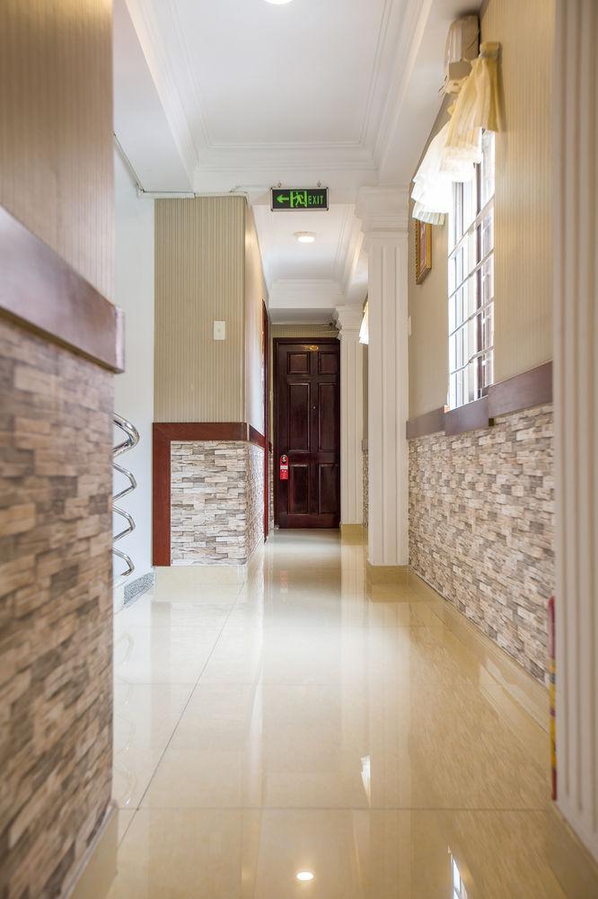 Varios Little Brick Saigon Hotel