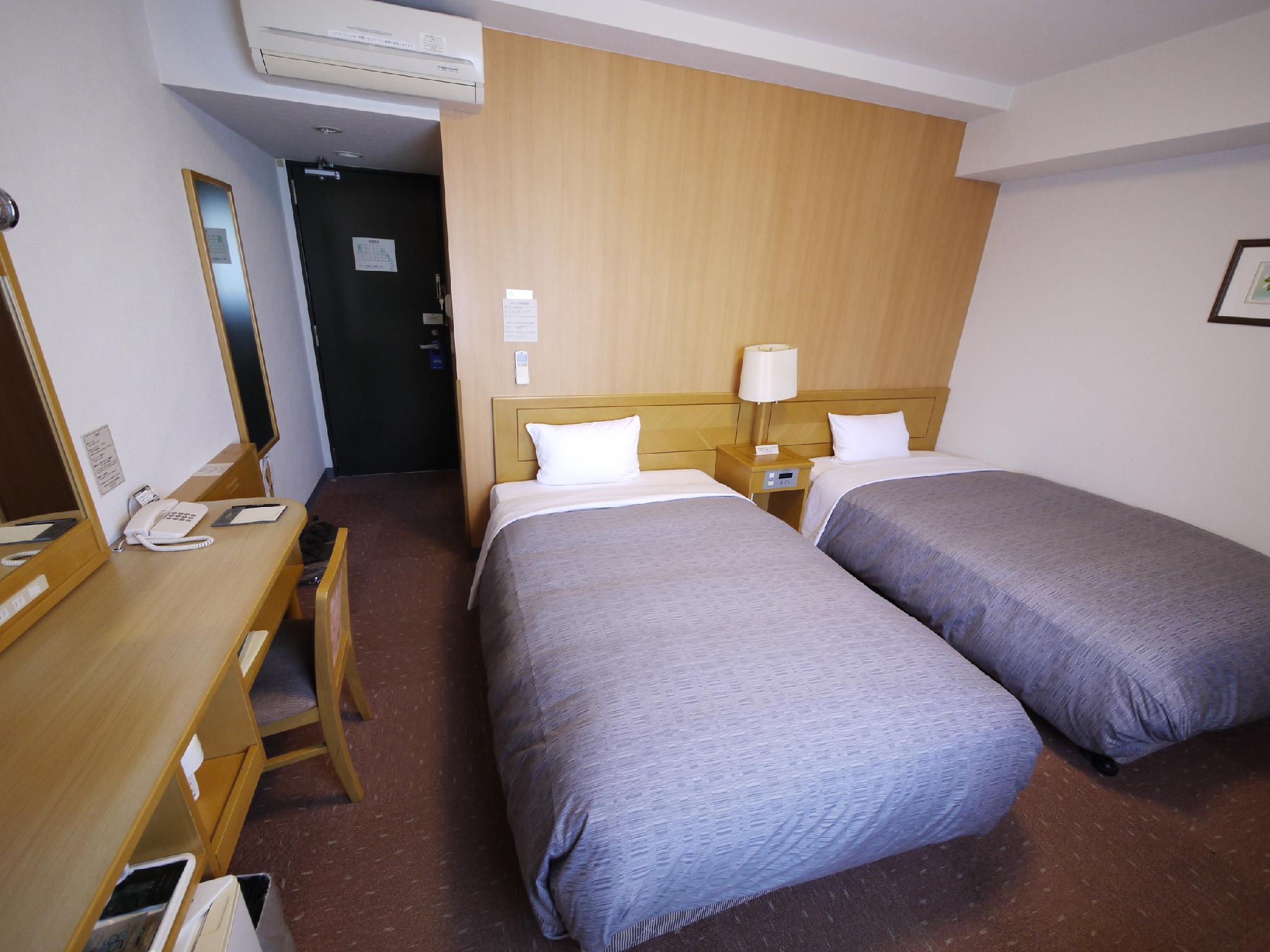 Vista Exterior Hotel Route Inn Oita Ekimae