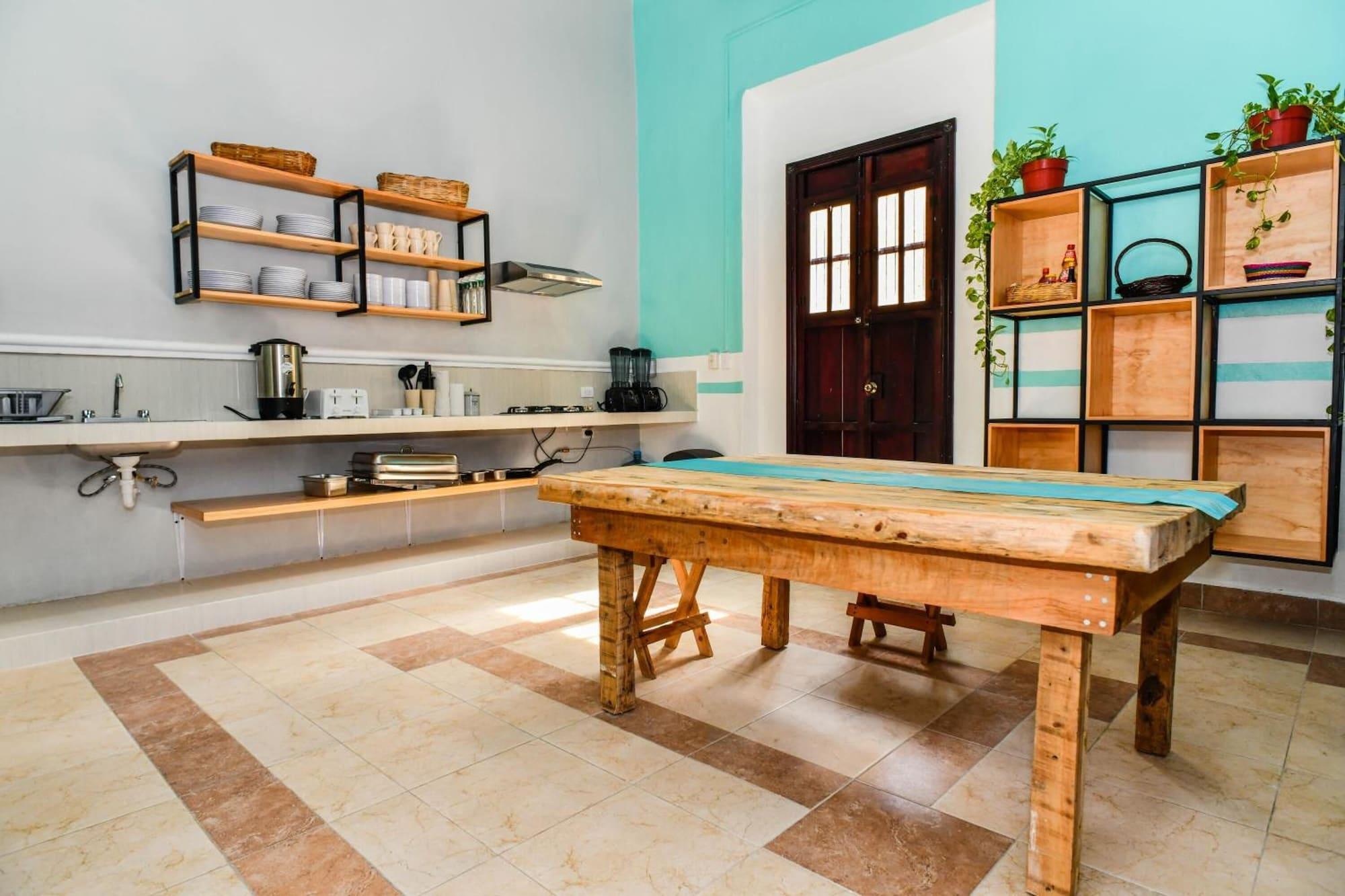 Instalaciones Recreativas Hostal La 59 - Hostel