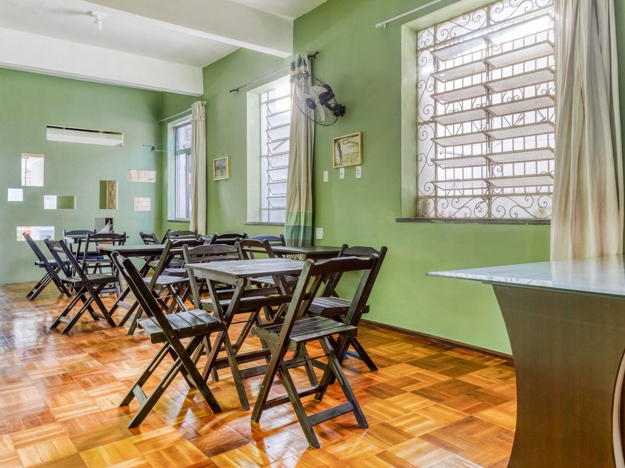 Restaurant OYO Hotel Nuvem