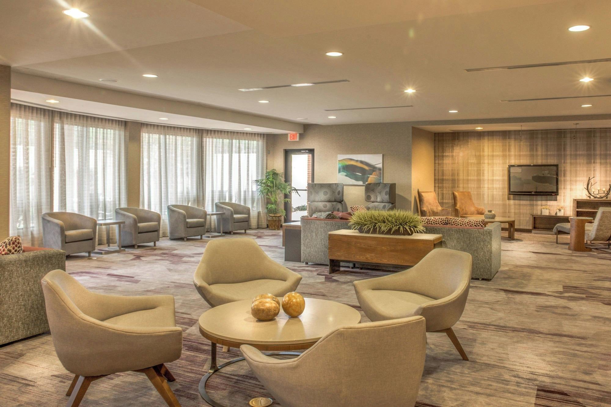 Vista Lobby Courtyard by Marriott Greensboro Airport