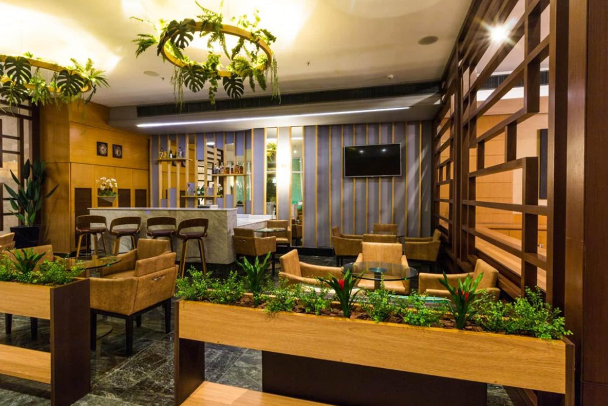 Vista Lobby Royal Macaé Palace Hotel