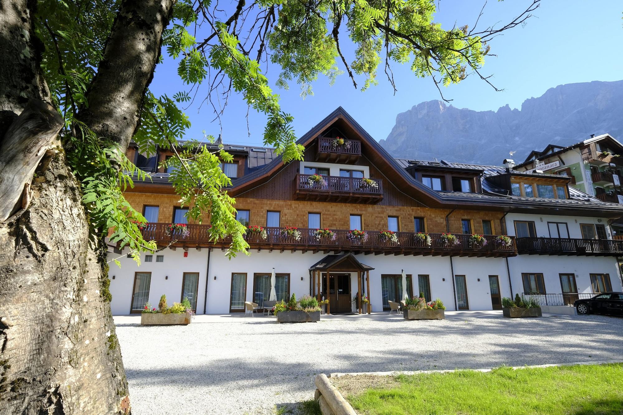 Vista Exterior Residence Langes