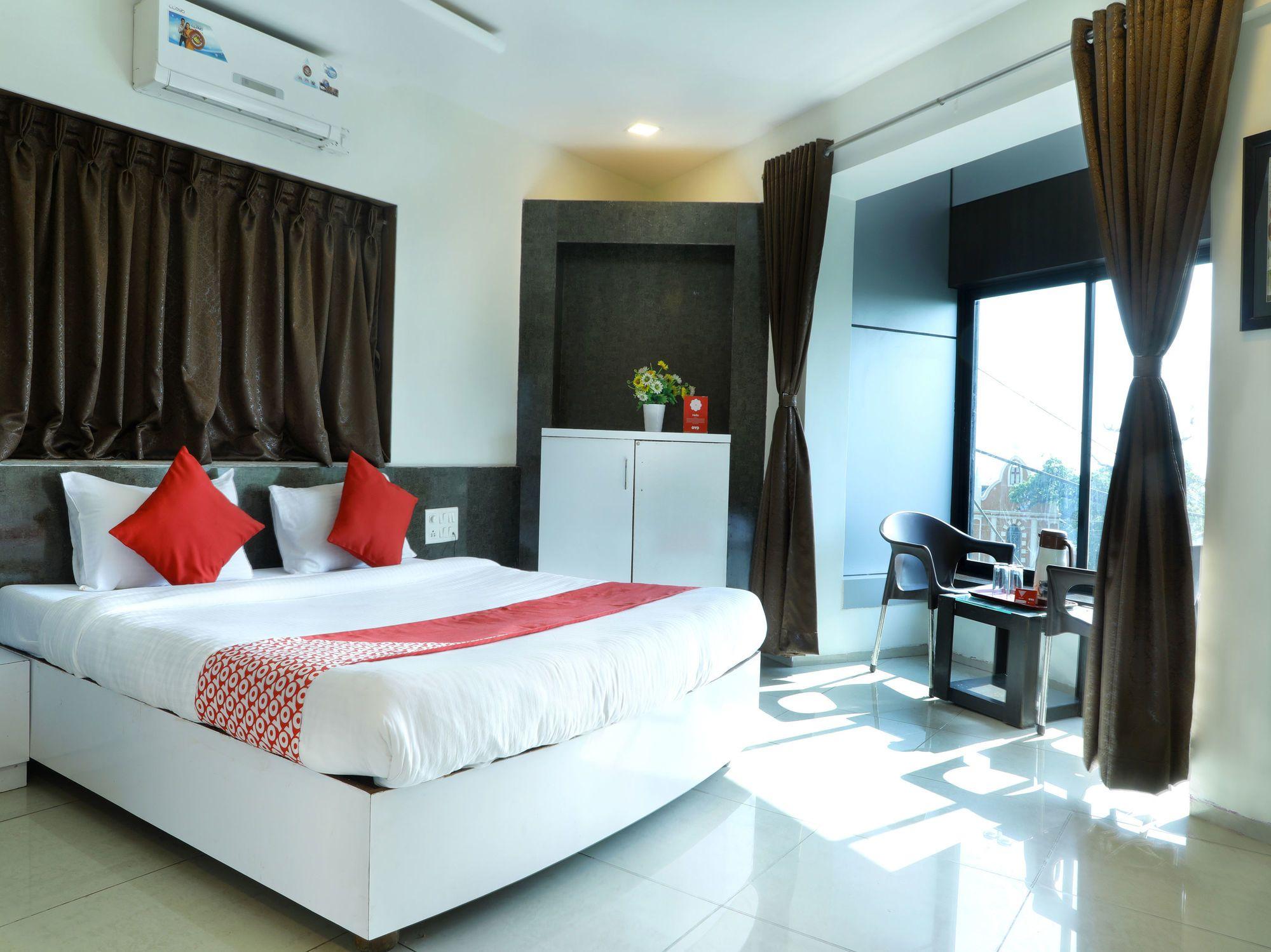 Varios OYO 12209 Hotel Anupama