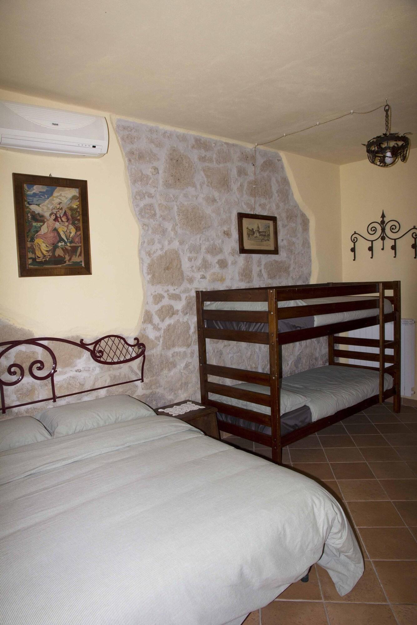 Set de Habitación Casale San Pietro