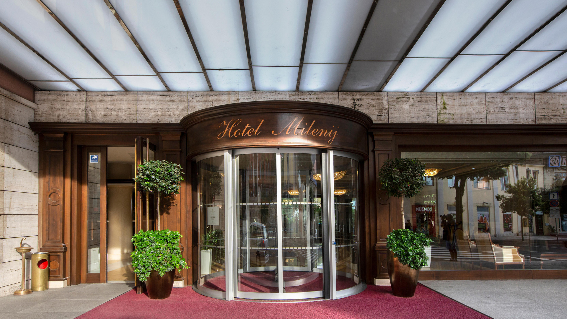 Vista Lobby Amadria Park Hotel Milenij
