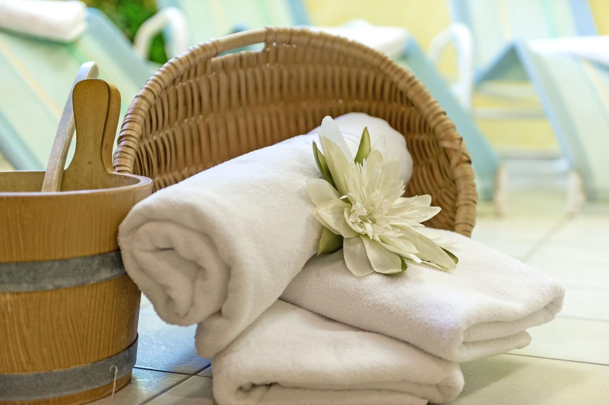 Spa Apartments  Garni Alpenrose
