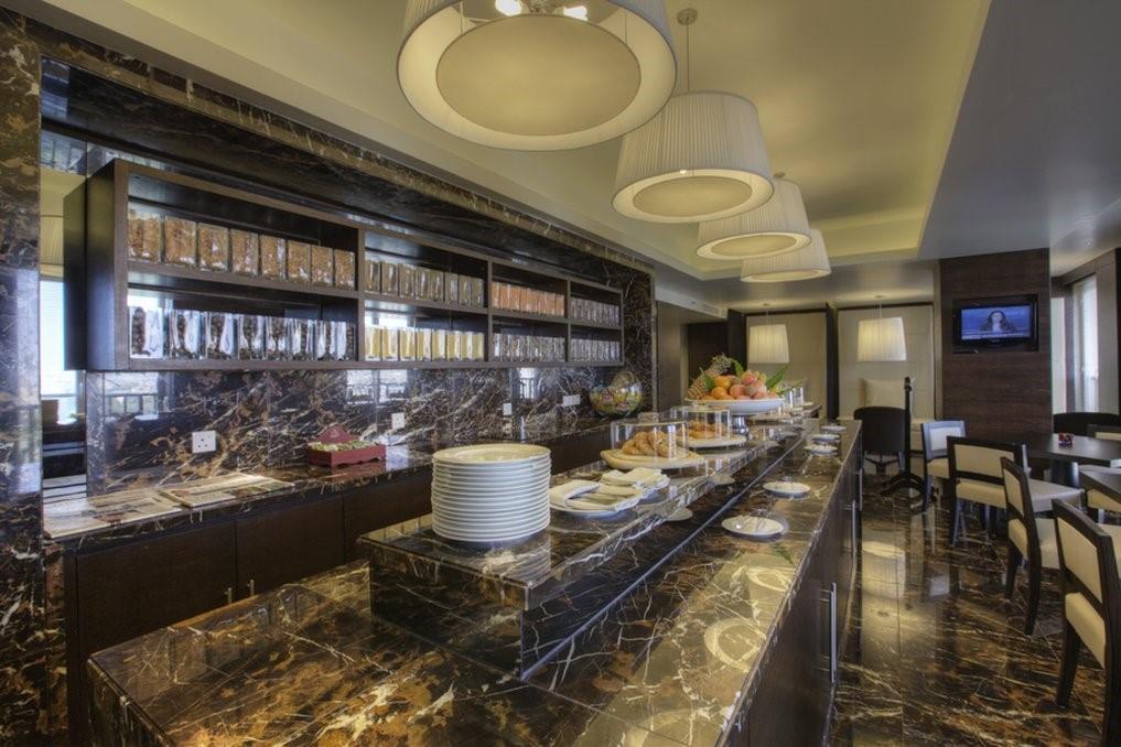 Restaurant Avari Towers Karachi