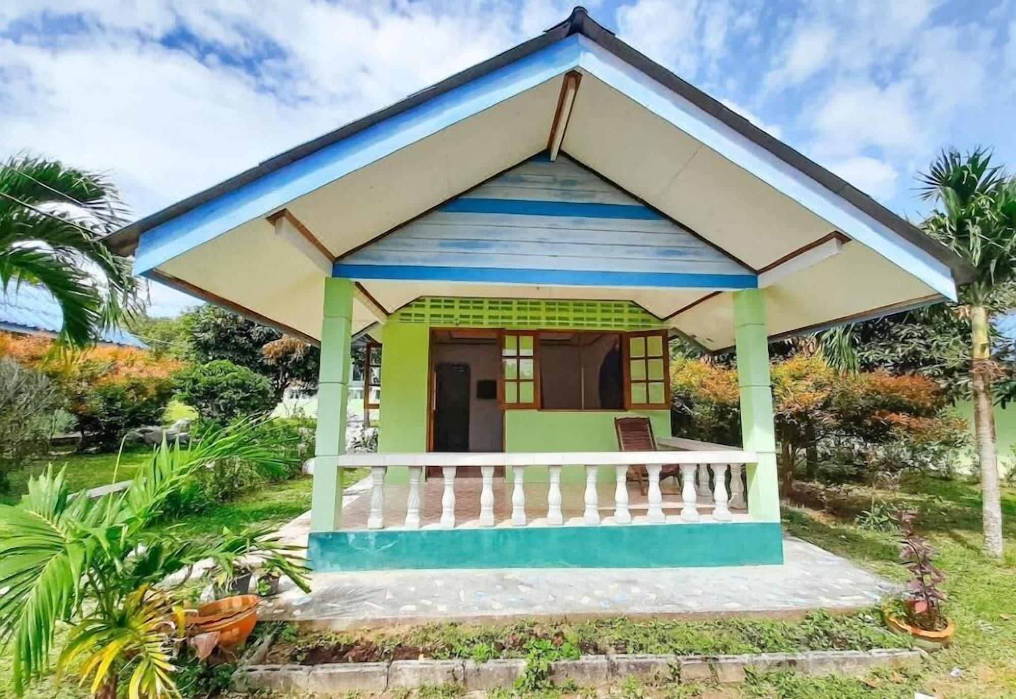 Varios T and T House - Adults Only