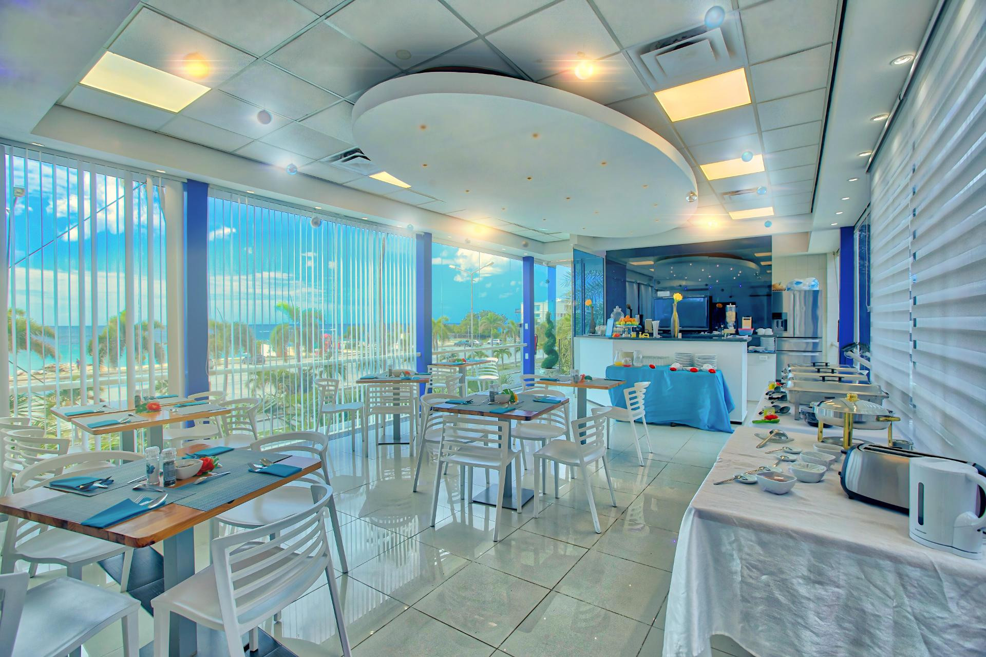 Restaurant Hector Suites