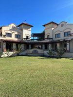 Alojamiento - The Club House Alta Gracia