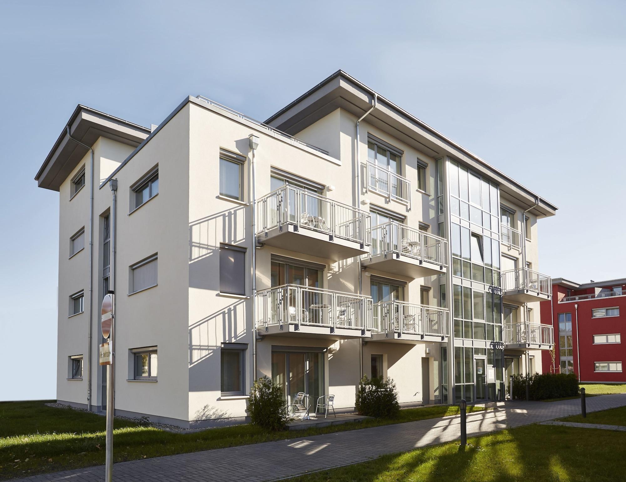 Vista Exterior ADAPT APARTMENT HOTEL Berlin-Adlershof