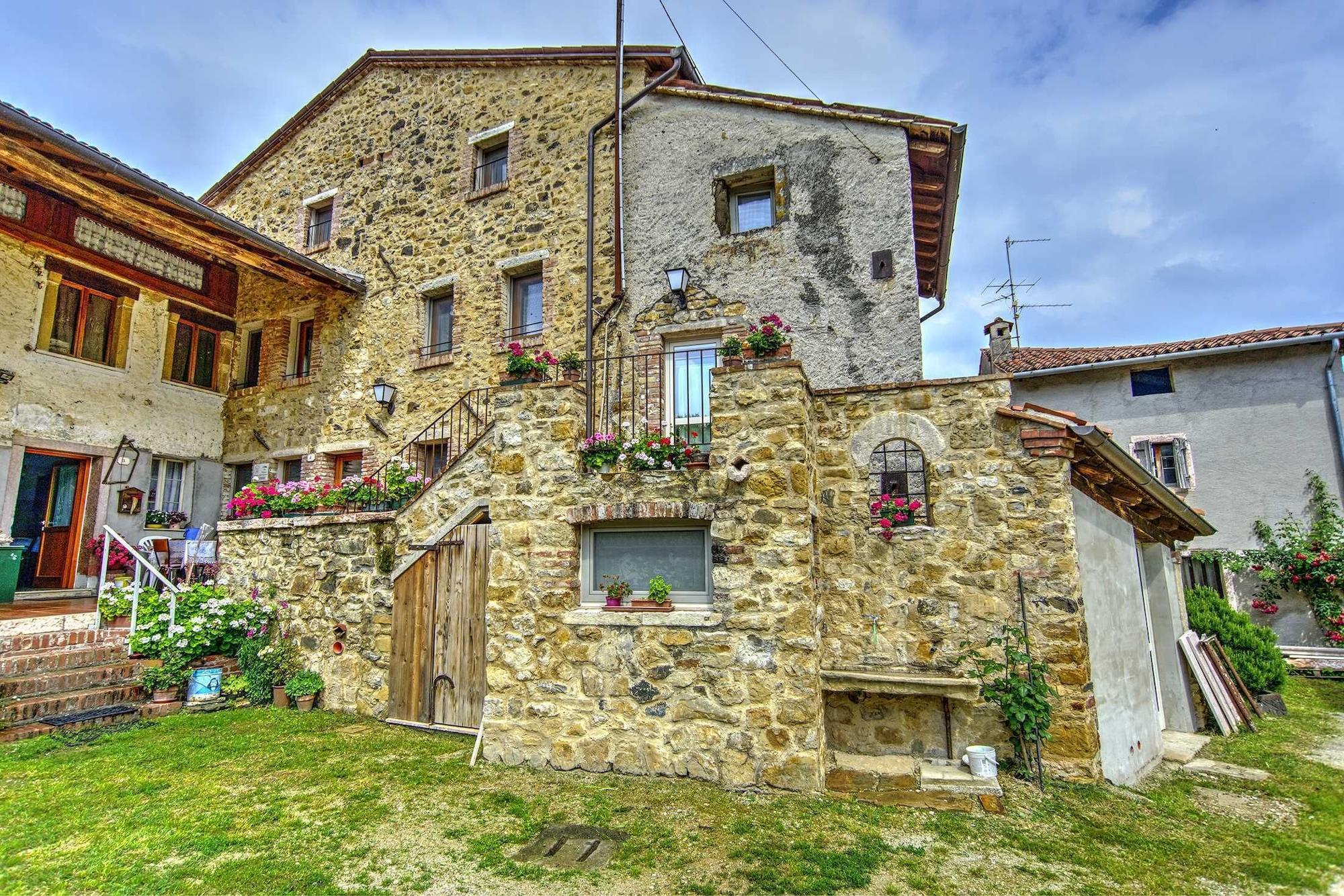 Vista Exterior Agriturismo Antico Borgo
