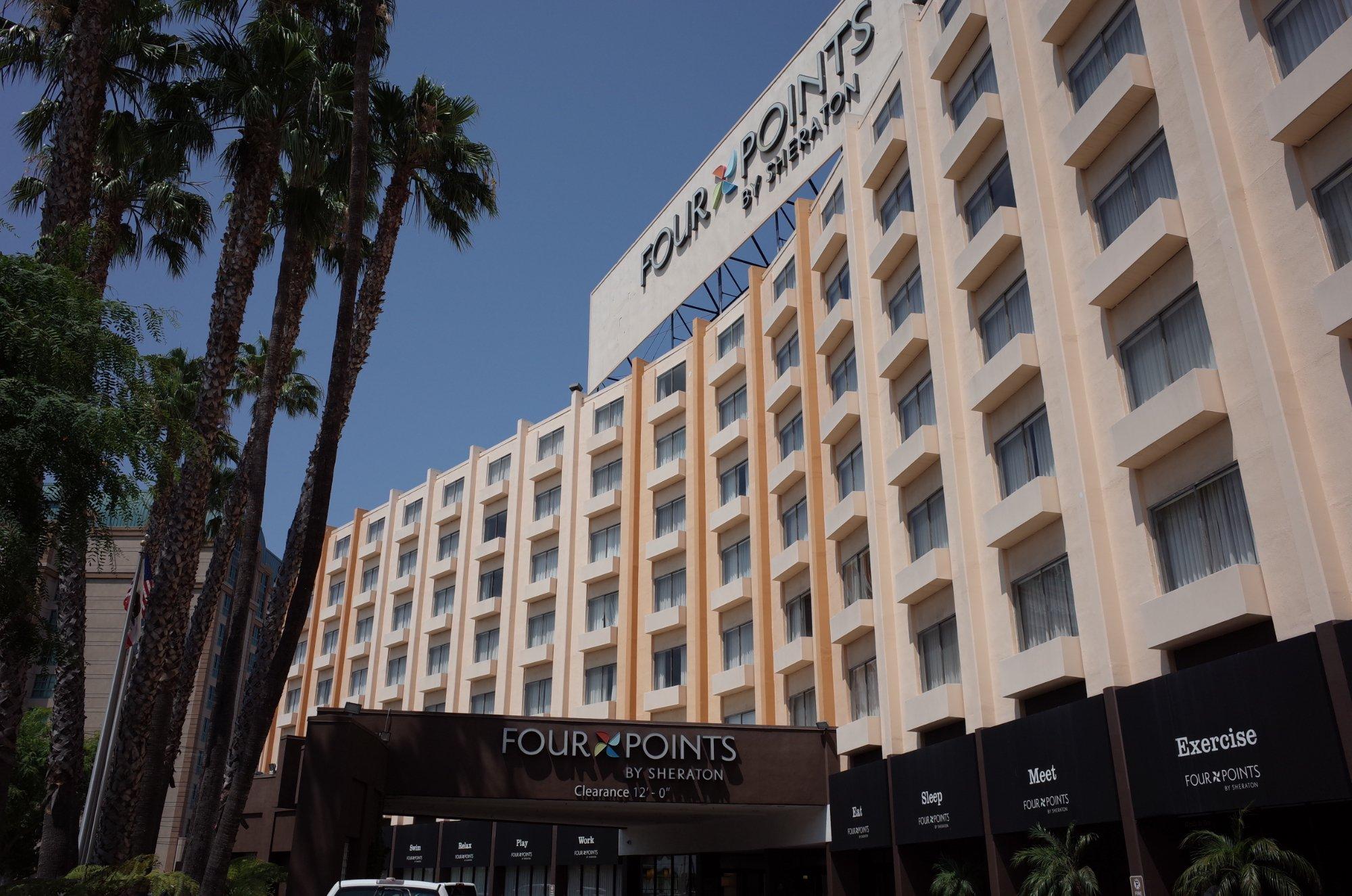 Vista Exterior Four Points by Sheraton Los Angeles International Airport