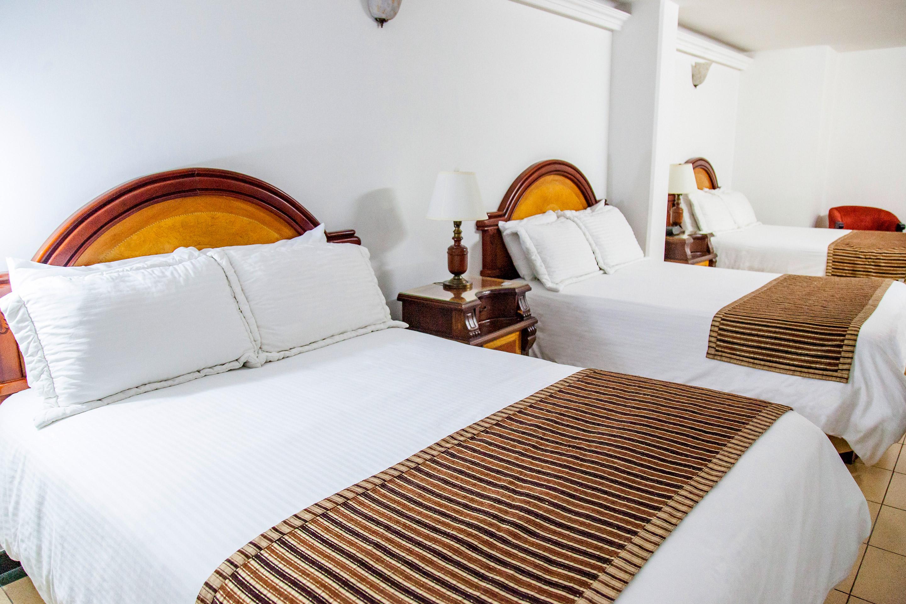 Hotel CASA LAURELES HOTEL