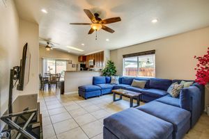 Renta temporal - Cozy Coachella Home Rental: Game Room, Grill!