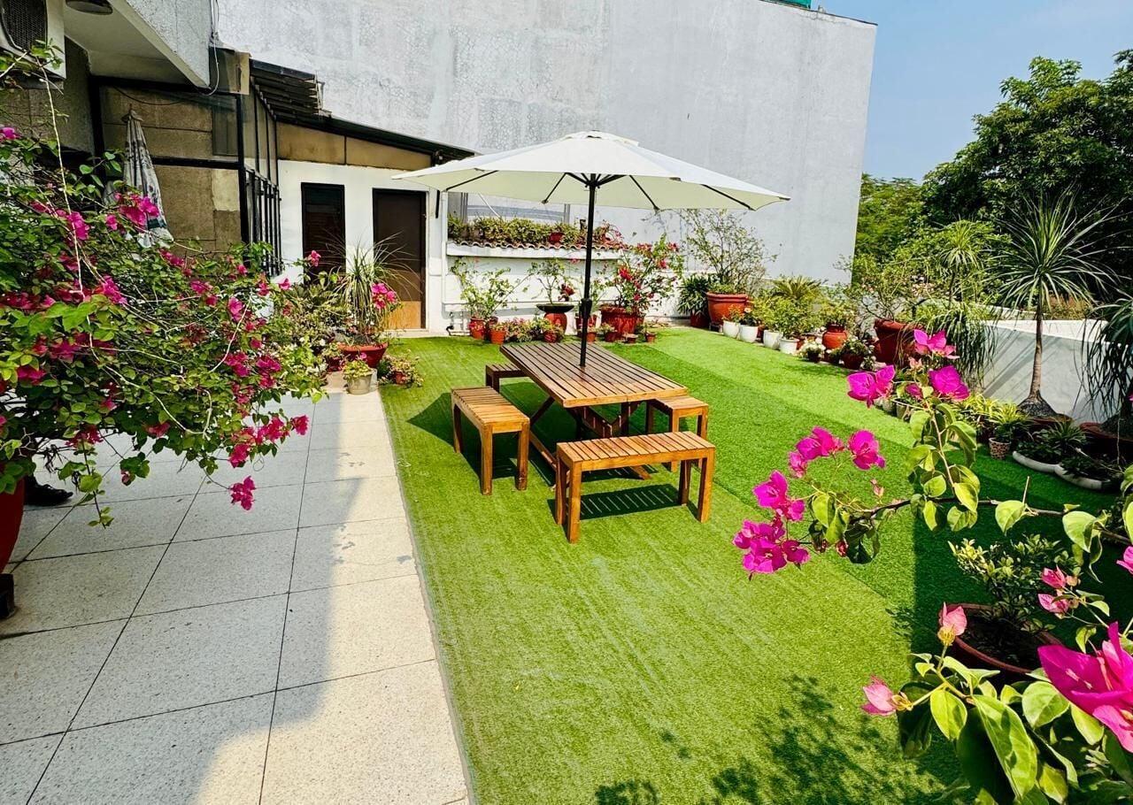 Vista Exterior Thikana