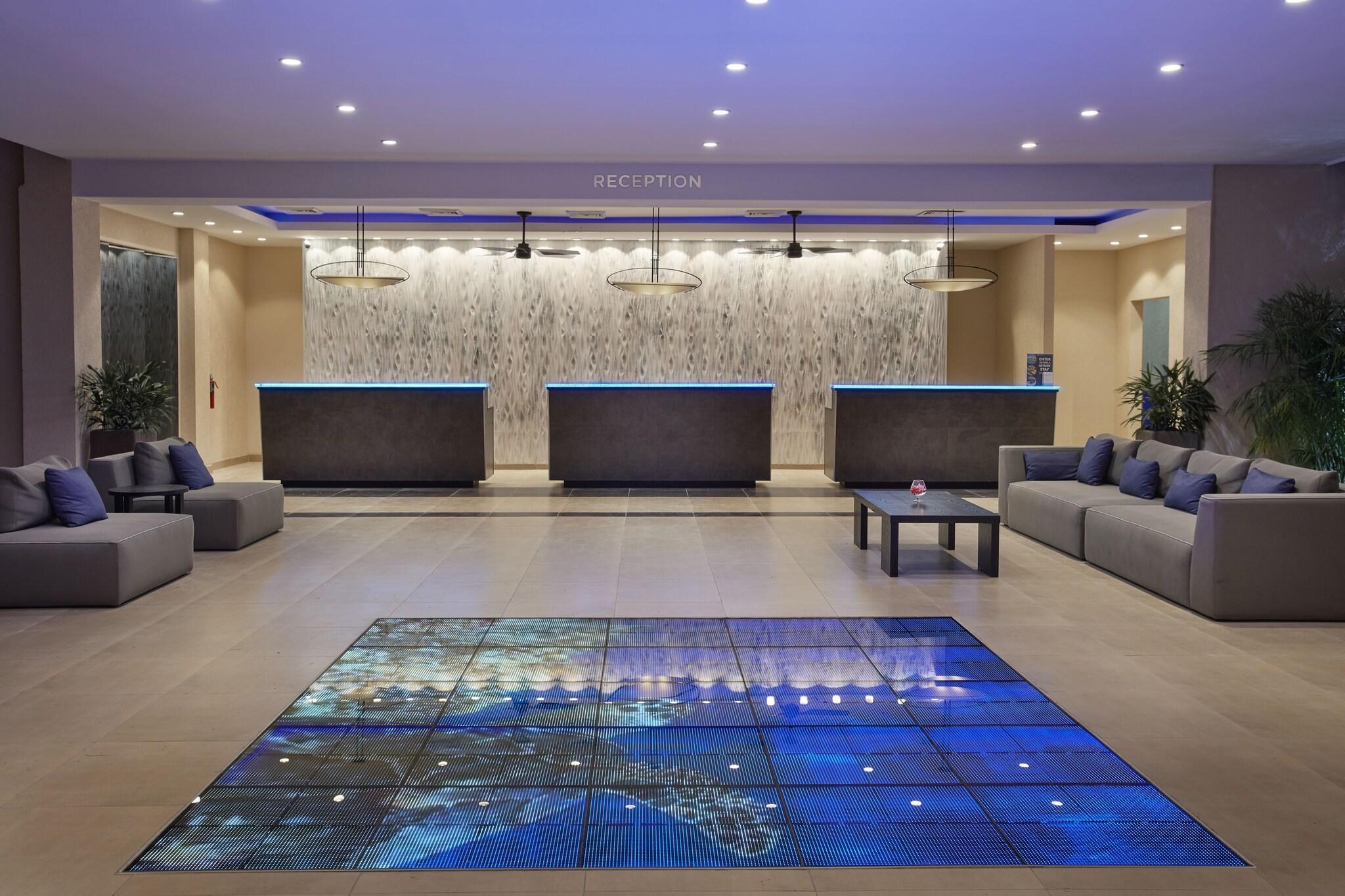 Vista Lobby Tamarijn Aruba All Inclusive