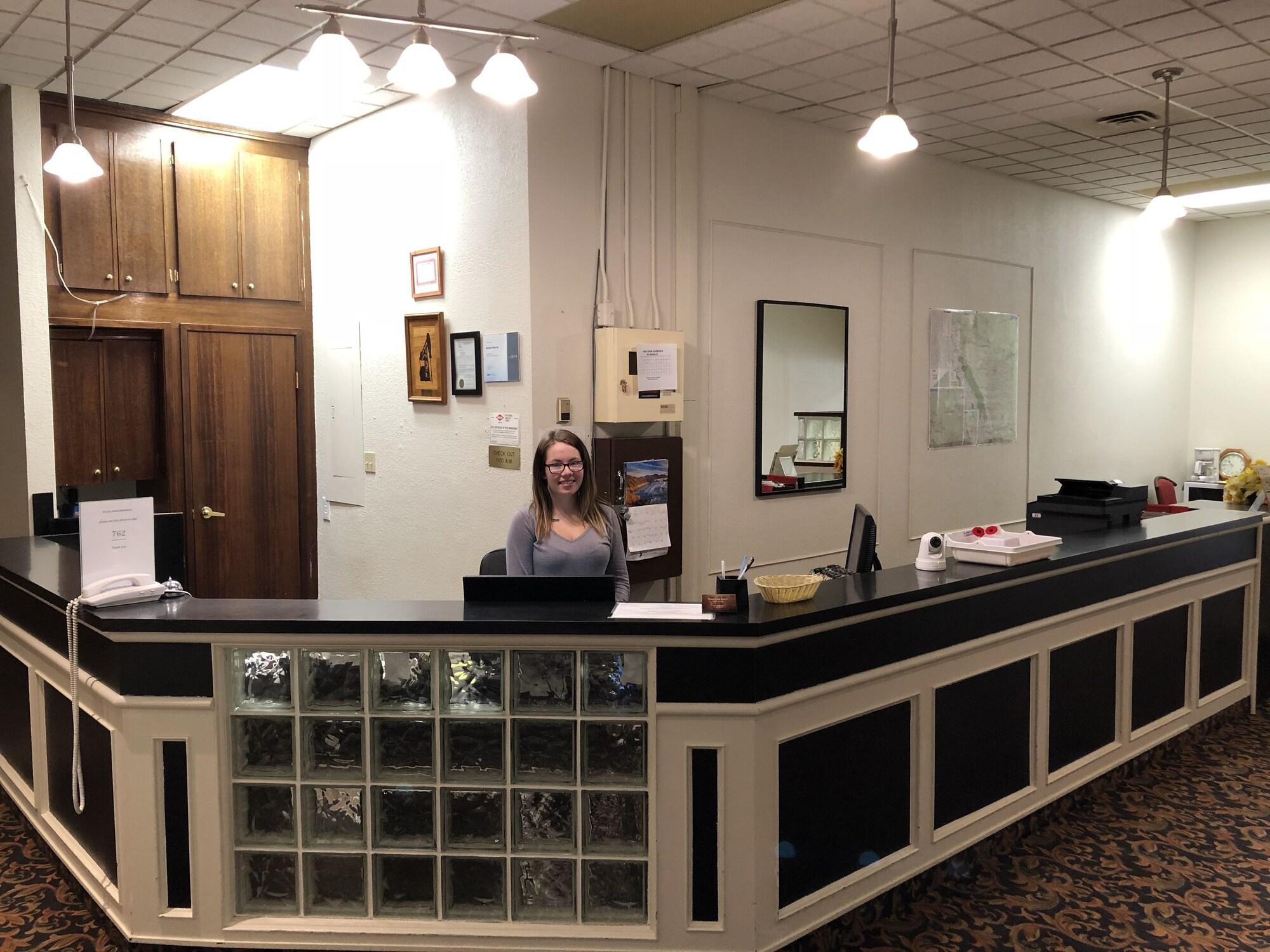 Vista Lobby Westwind Motor Inn