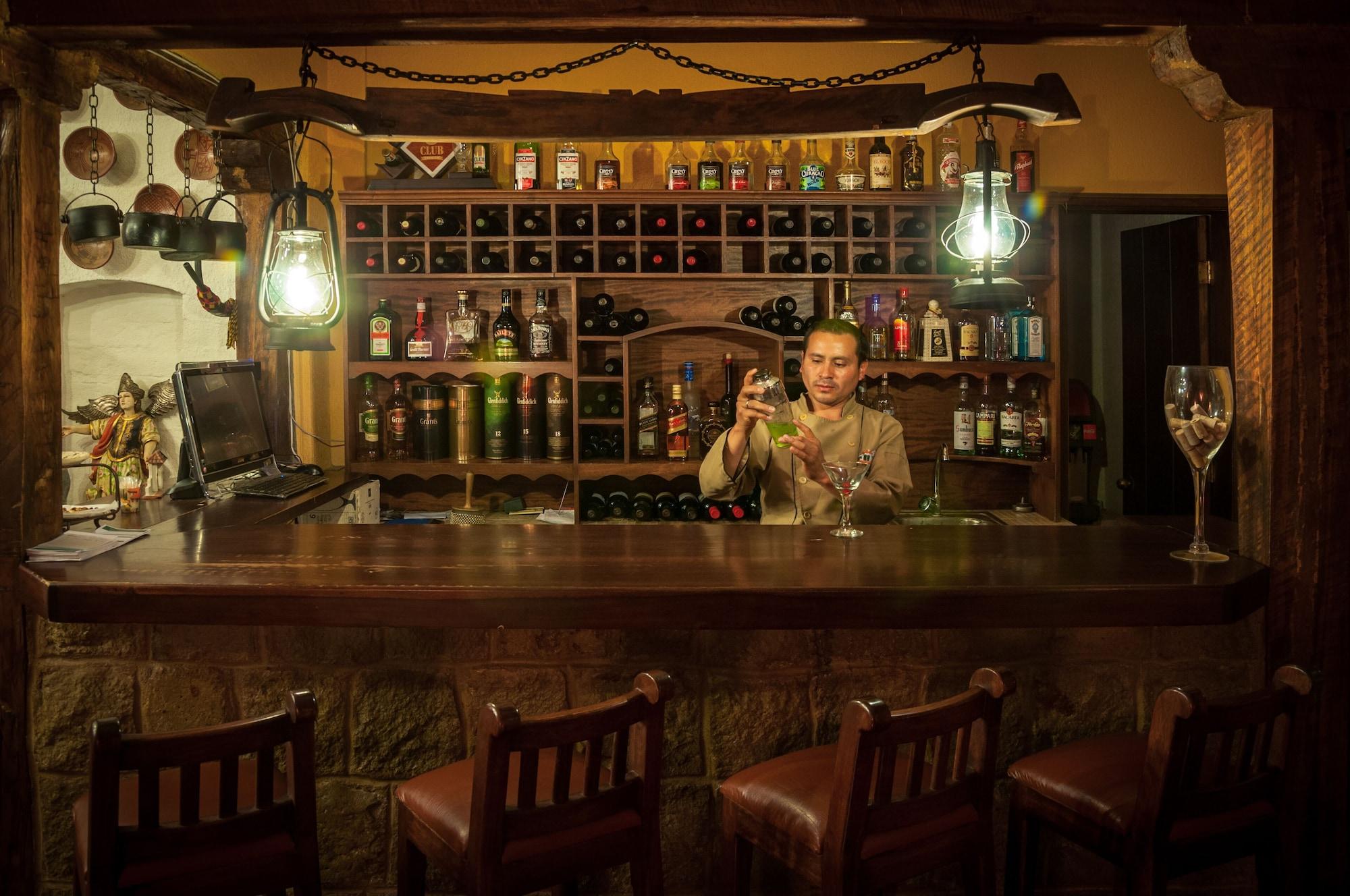 Bar/Salón Hacienda Abraspungo