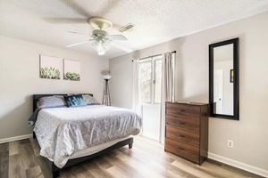 Alquiler Vacacional - Beautiful large home close to everything