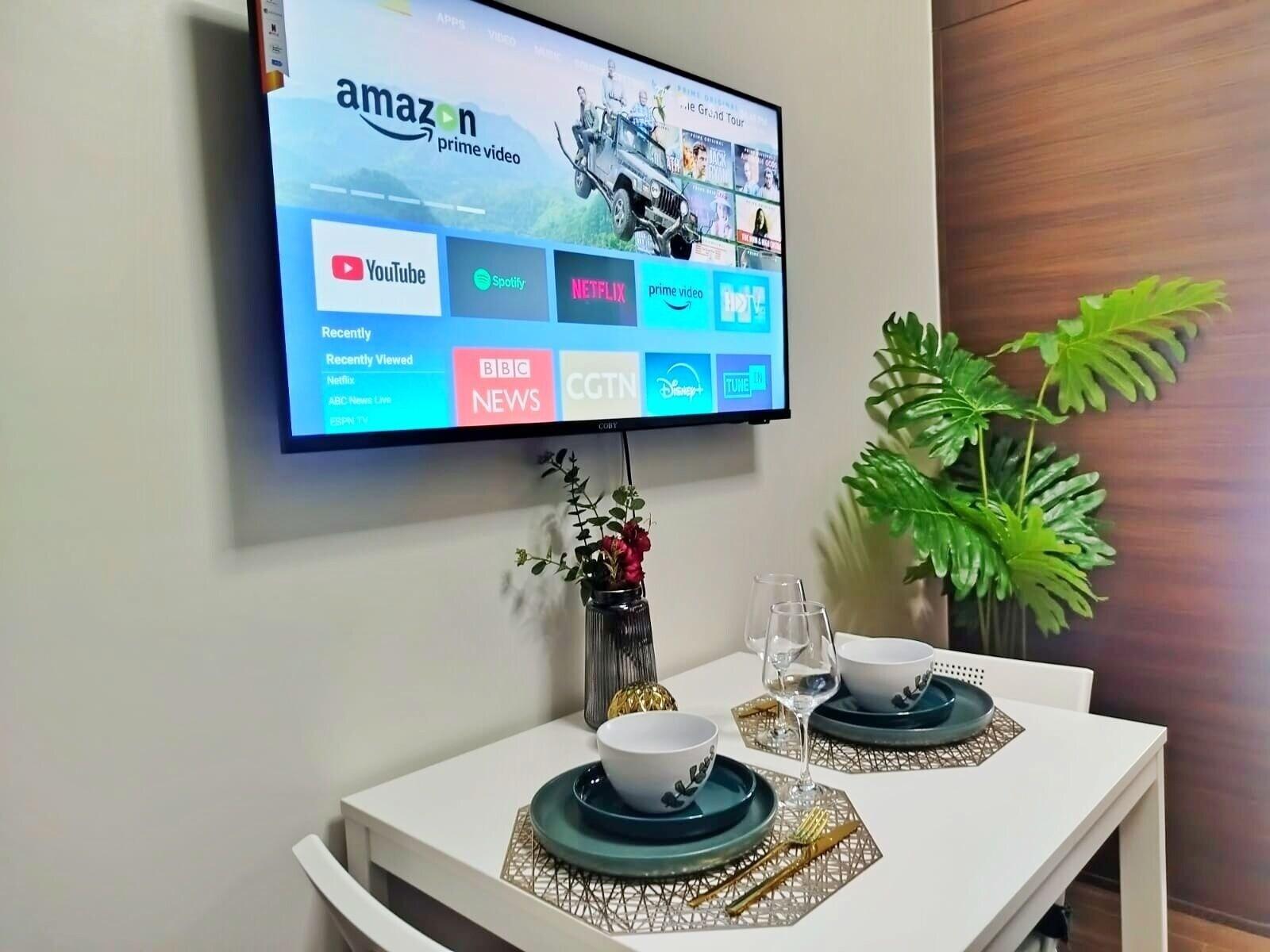 Restaurant CitySkyline View 53F-Air Residences