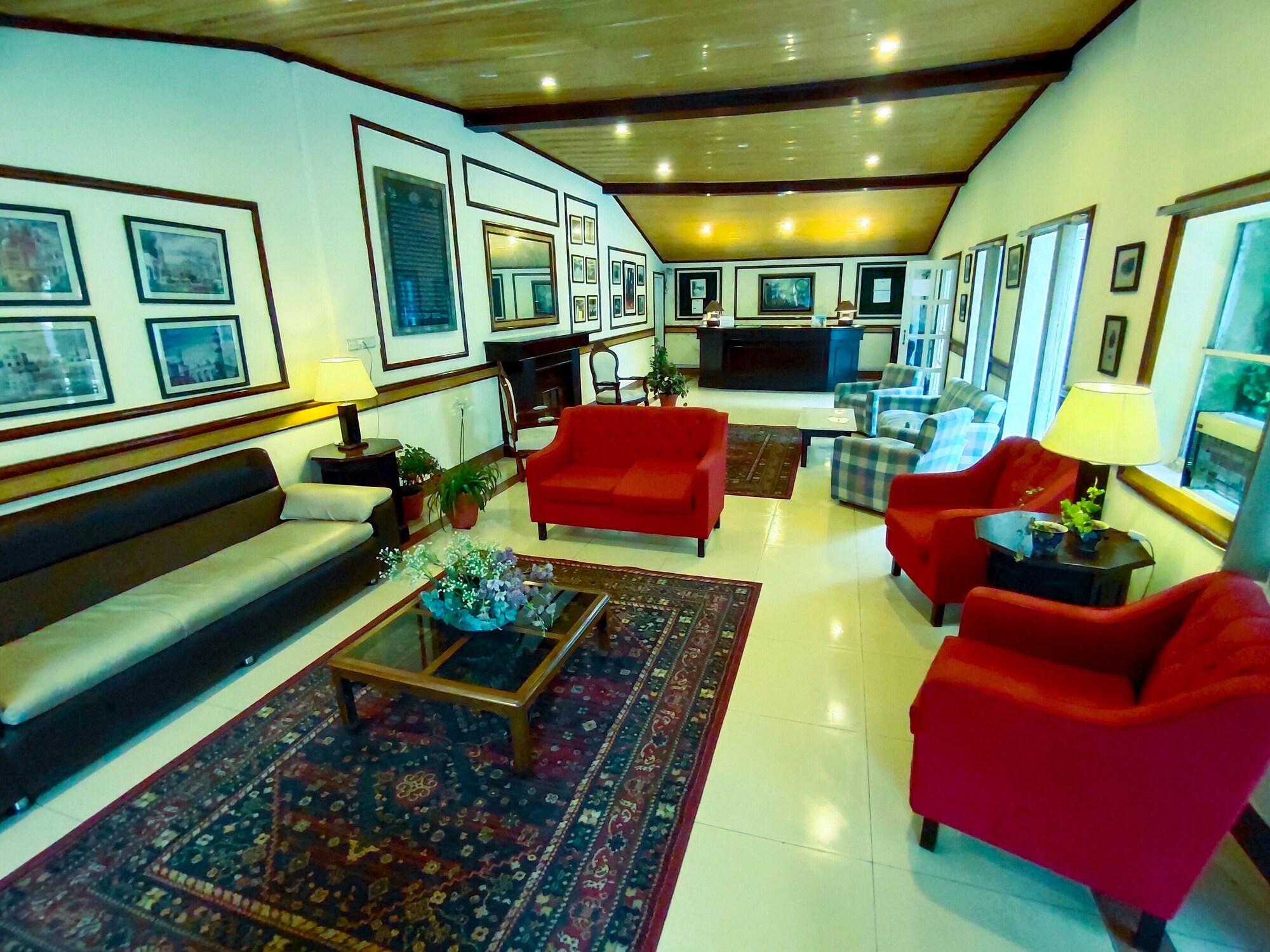 Vista Lobby Lockwood Hotel Murree