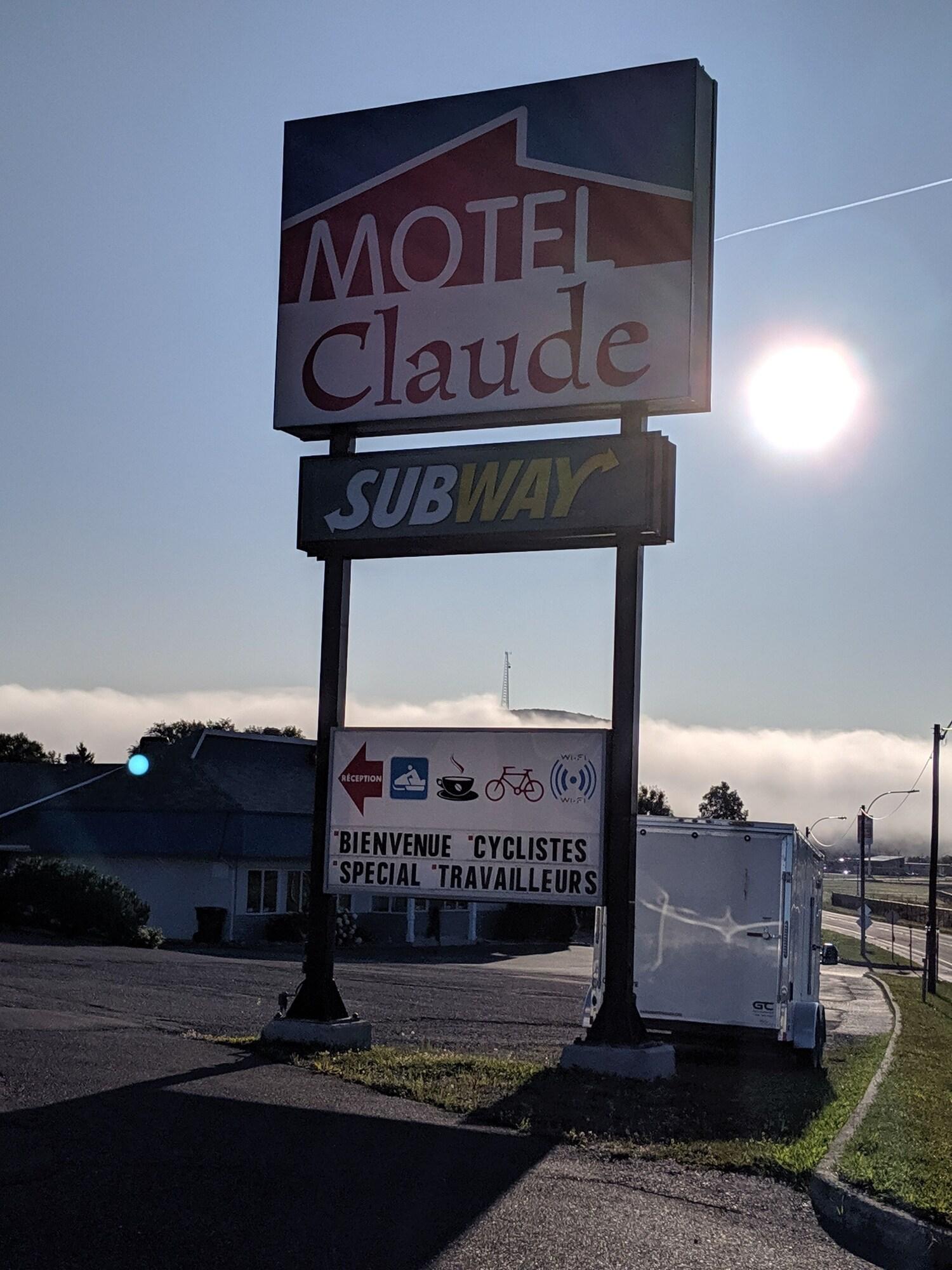 Vista Exterior Motel Claude