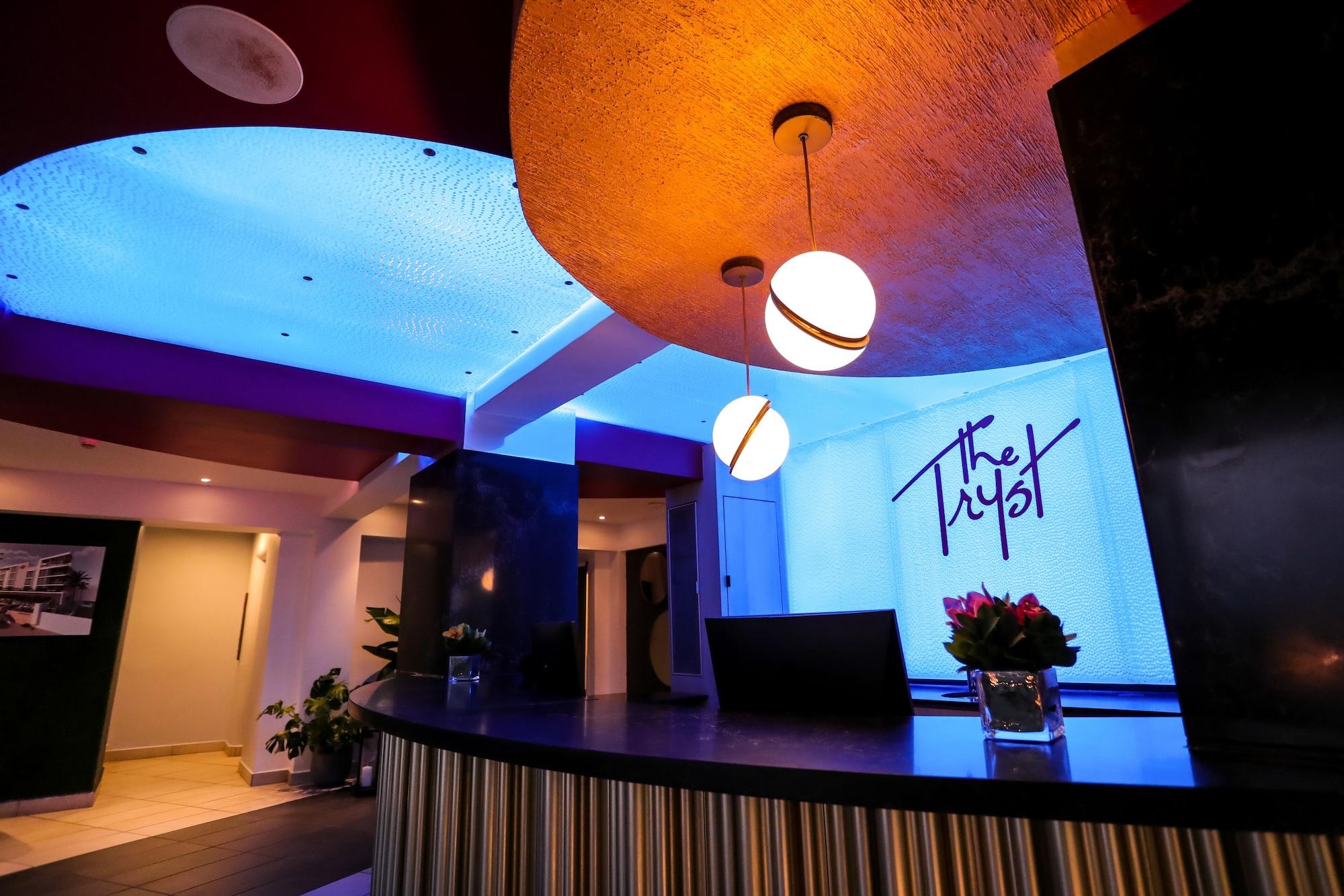 Vista Lobby The Tryst Beachfront Hotel