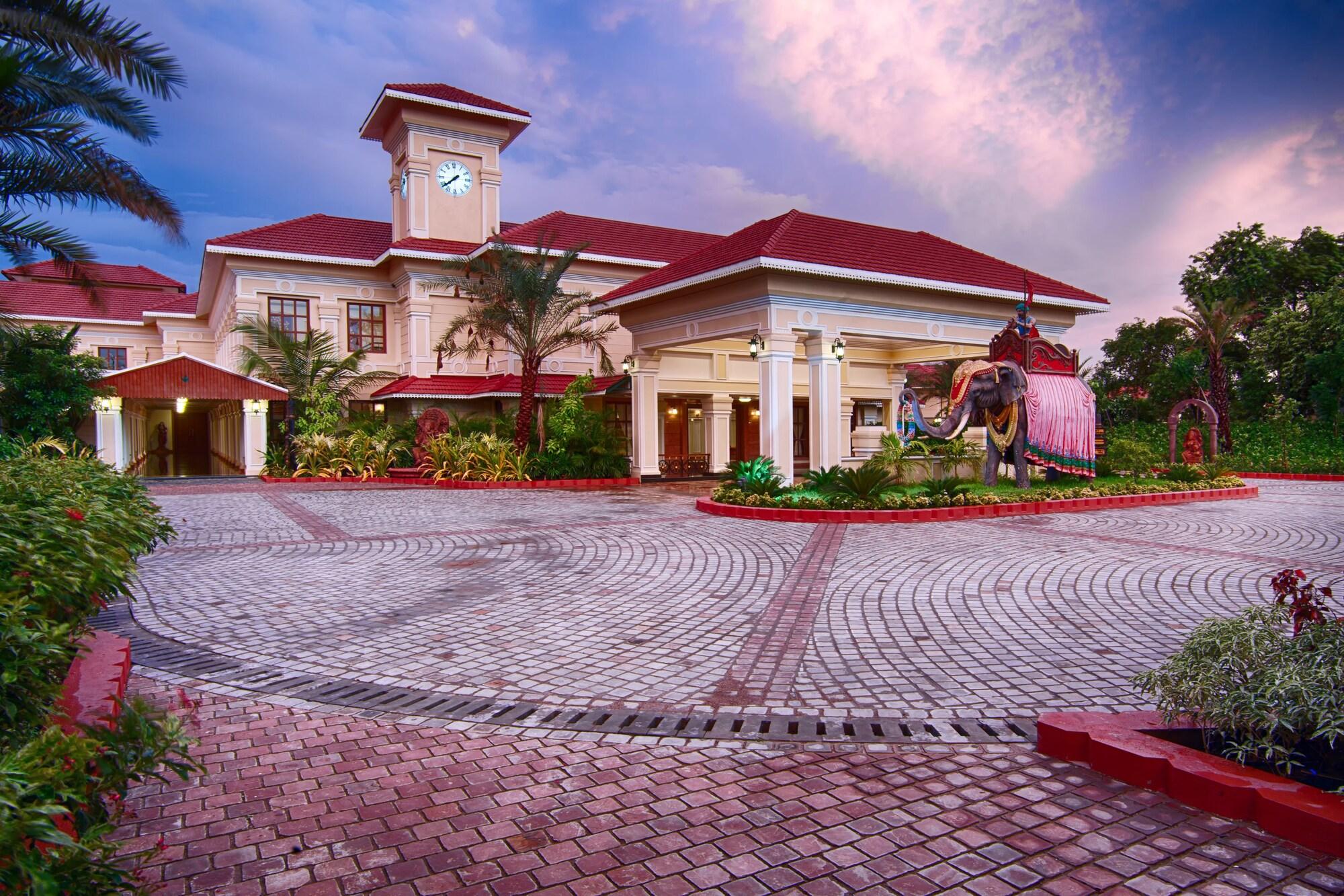 Vista Exterior Regency Lagoon Resort