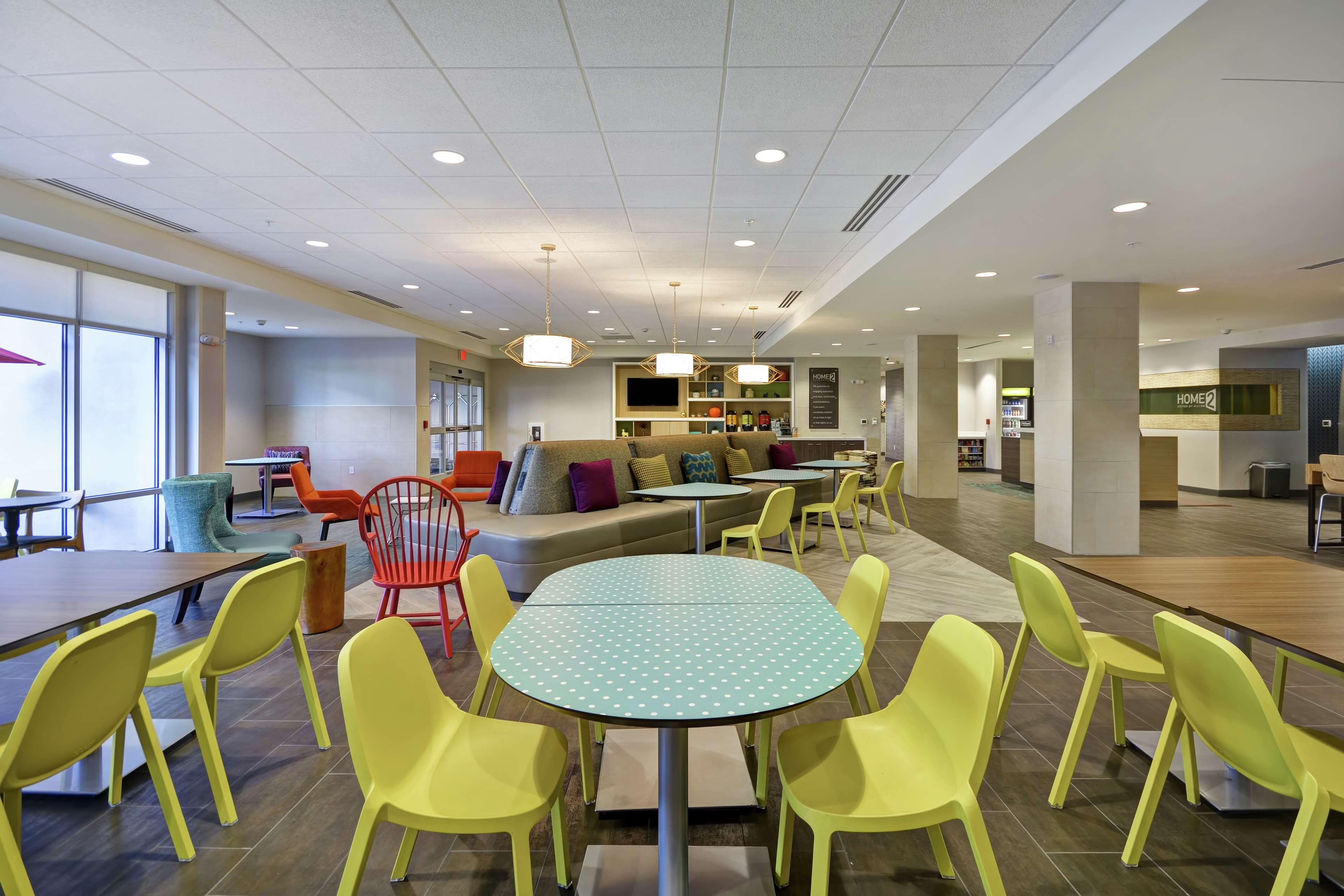 Vista Lobby Home2 Suites by Hilton Queensbury Lake George