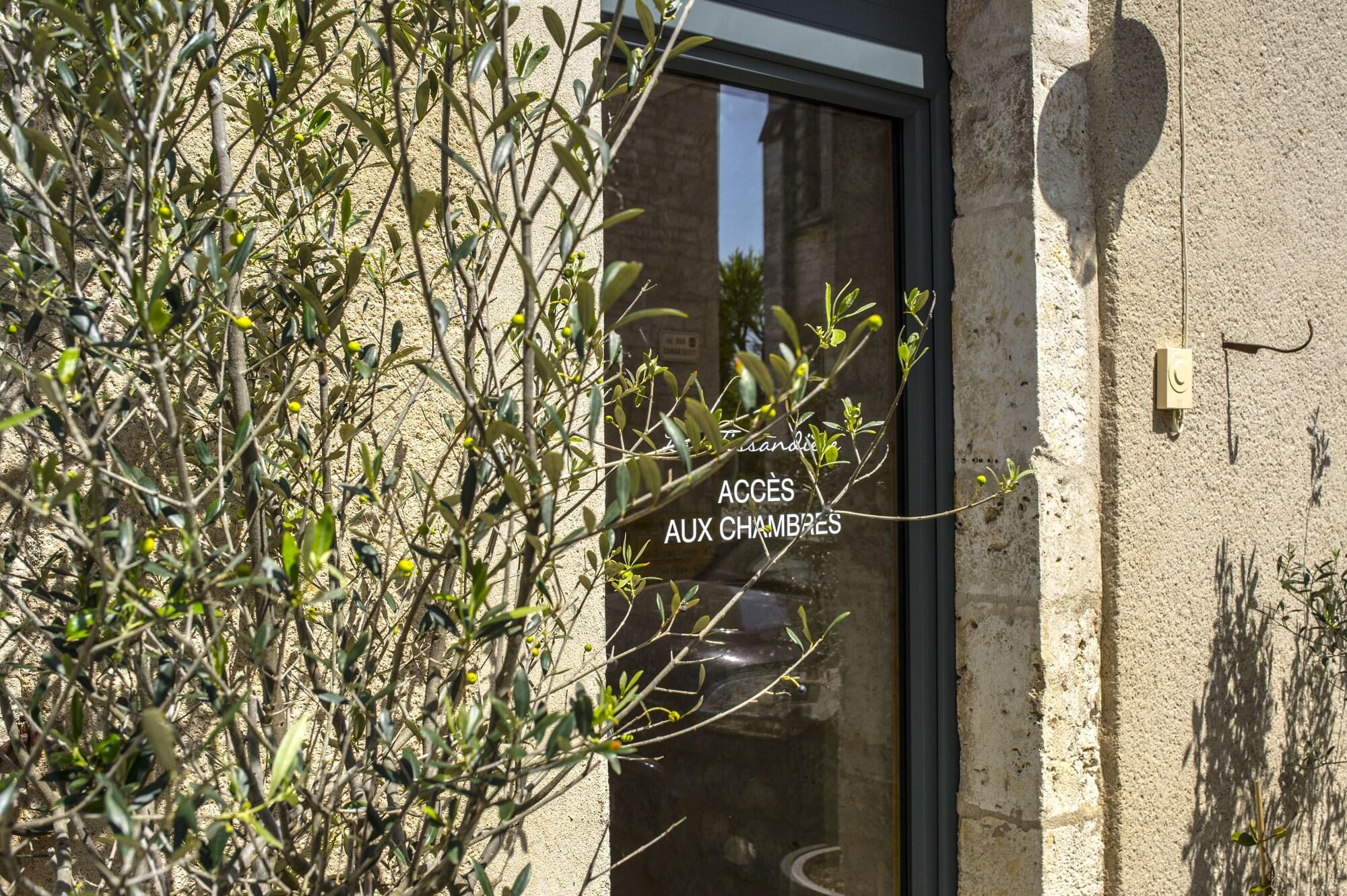 Vista Exterior Hôtel La Tissandière