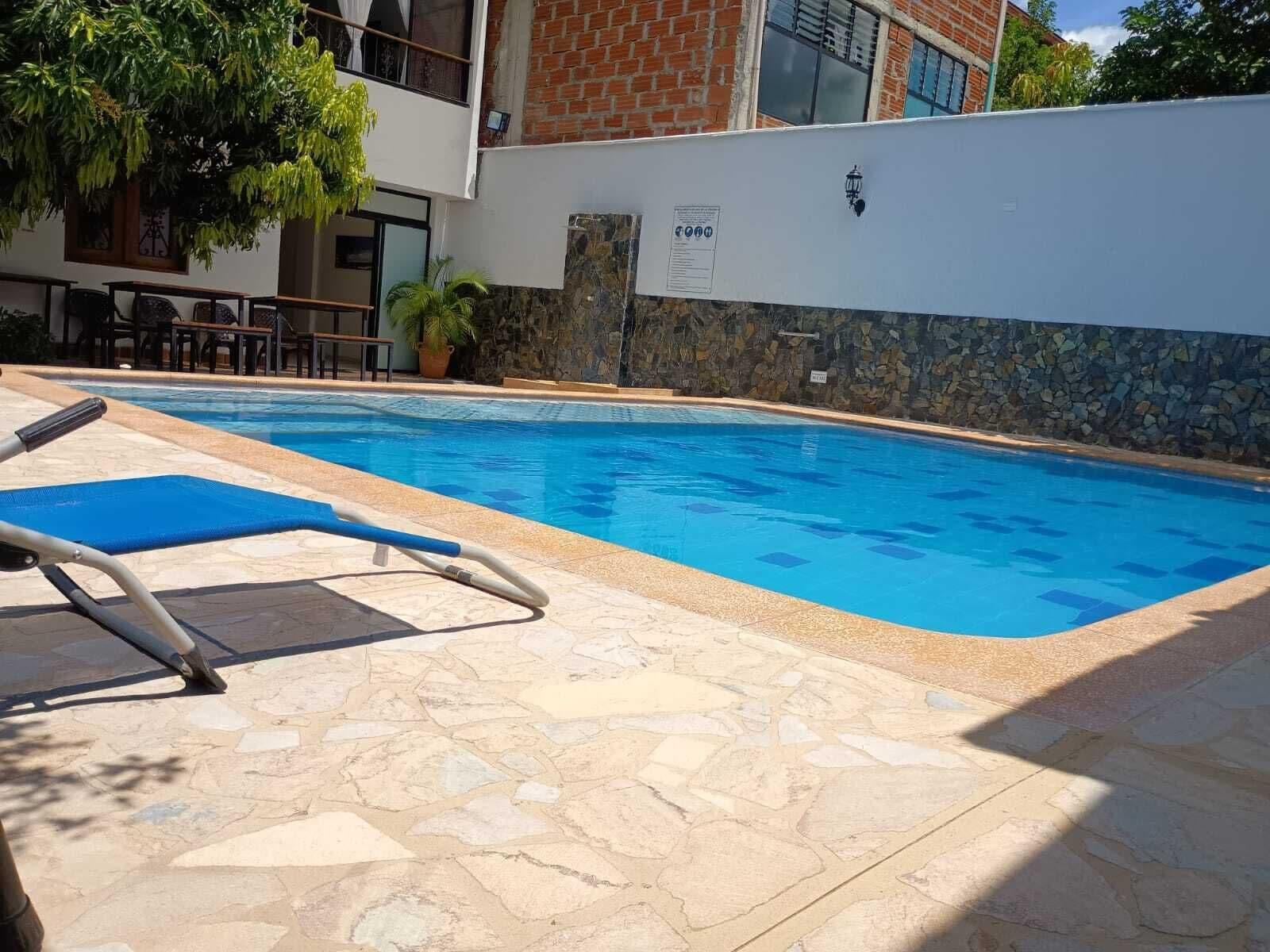 Vista Piscina Apartahotel La Villa Santa Fe de Ant.