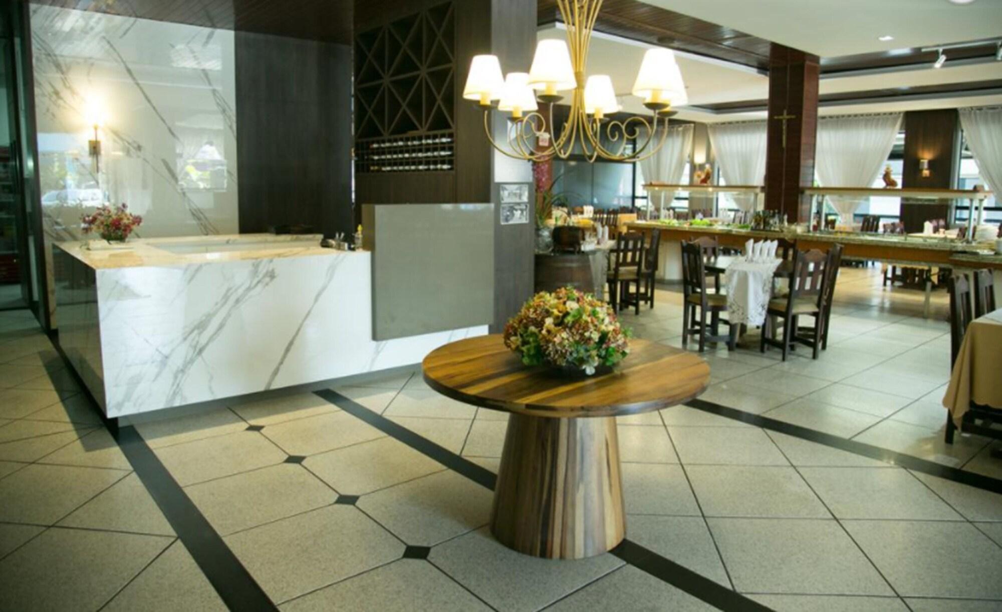 Vista Lobby Hotel Apolo XVI